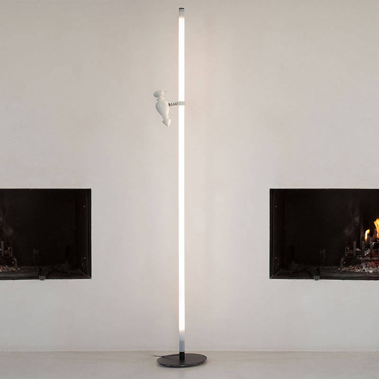 Karman Accipicchio LED-golvlampa 3 000 K