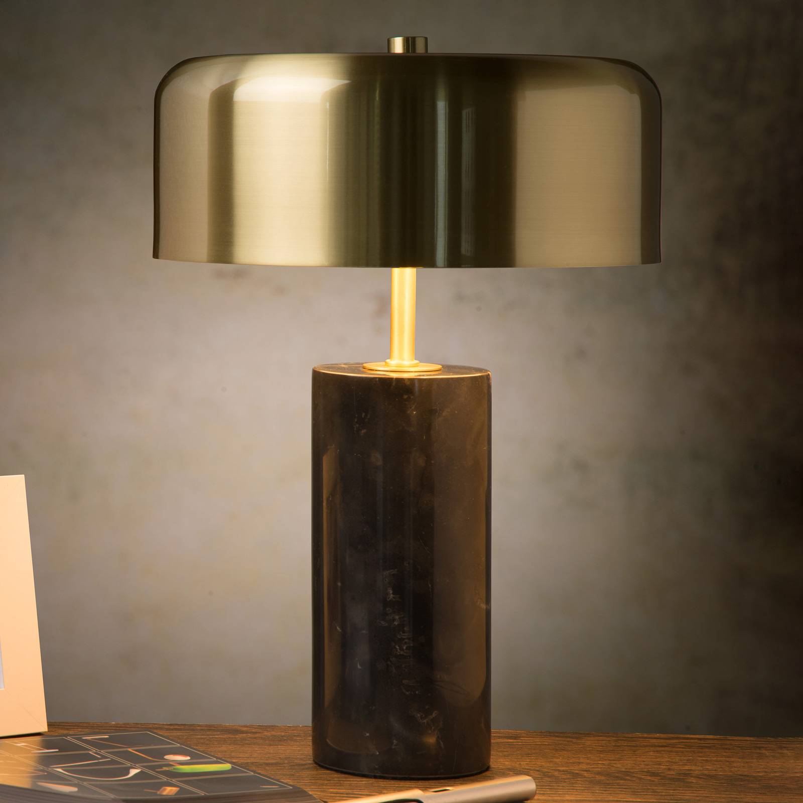 Bordslampa Mirasol svart marmor