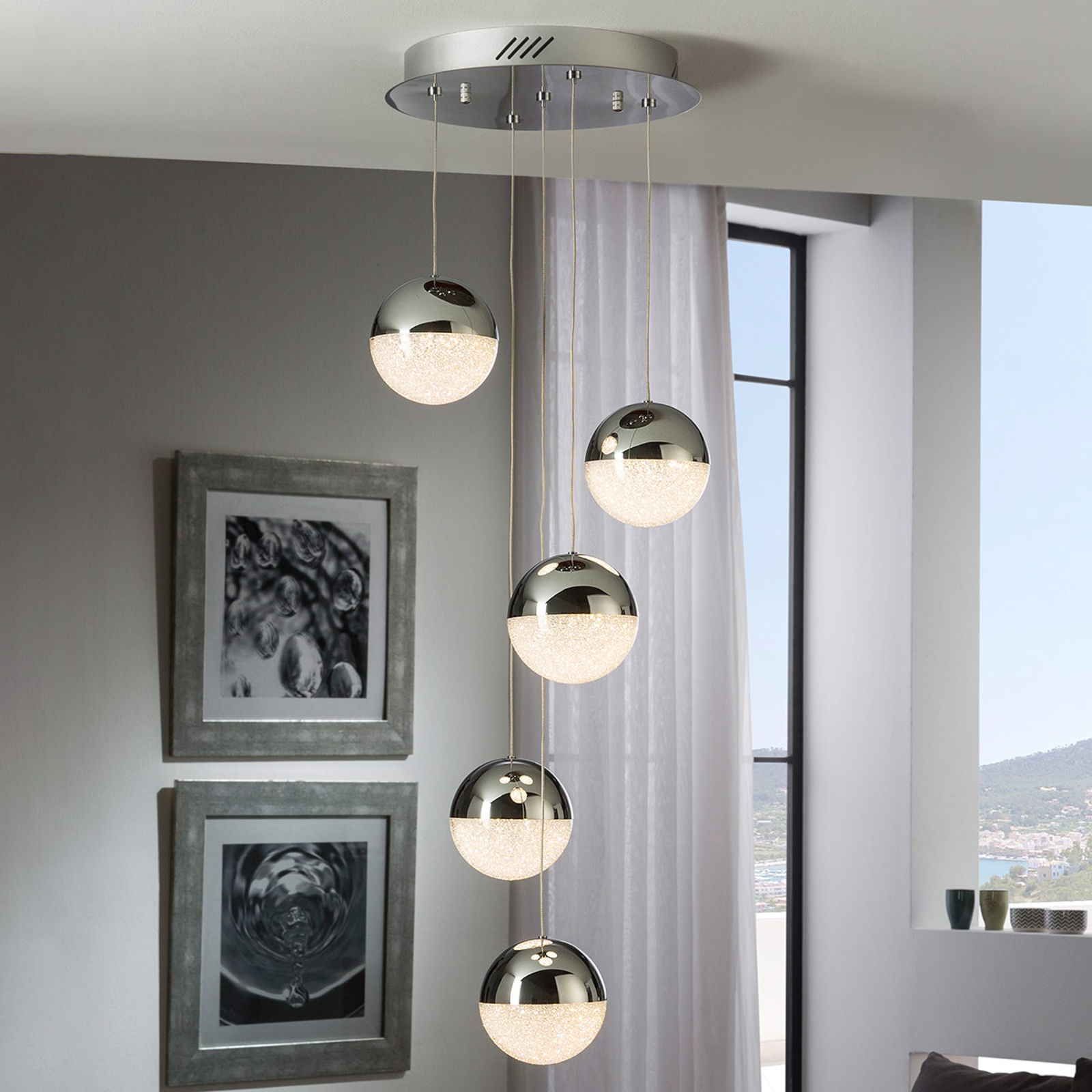 LED-hänglampa Sphere, 5 lampor, krom