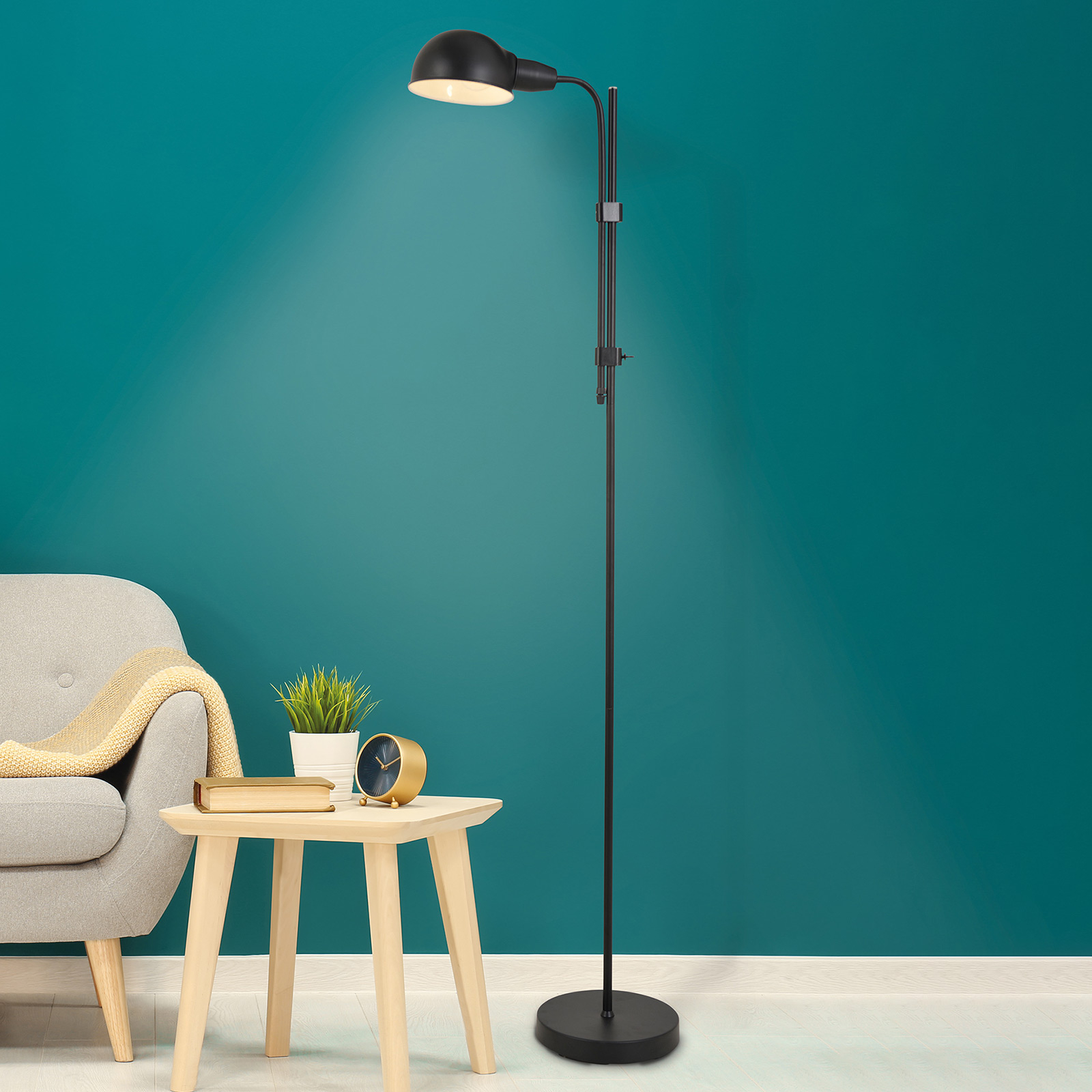 Golvlampa Alani med vippströmbrytare, svart