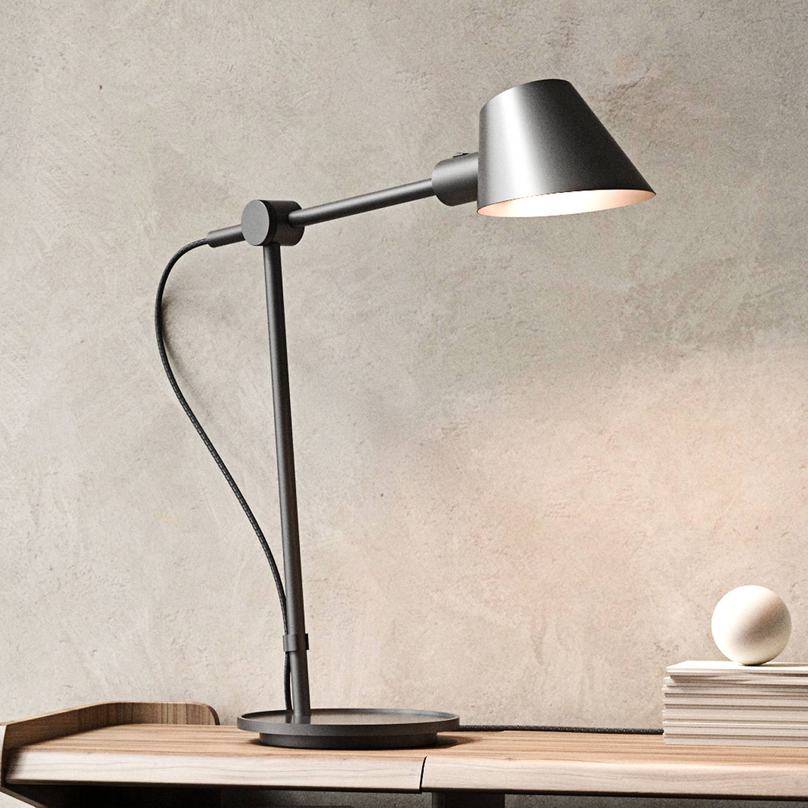 Bordslampa Stay Long, svart