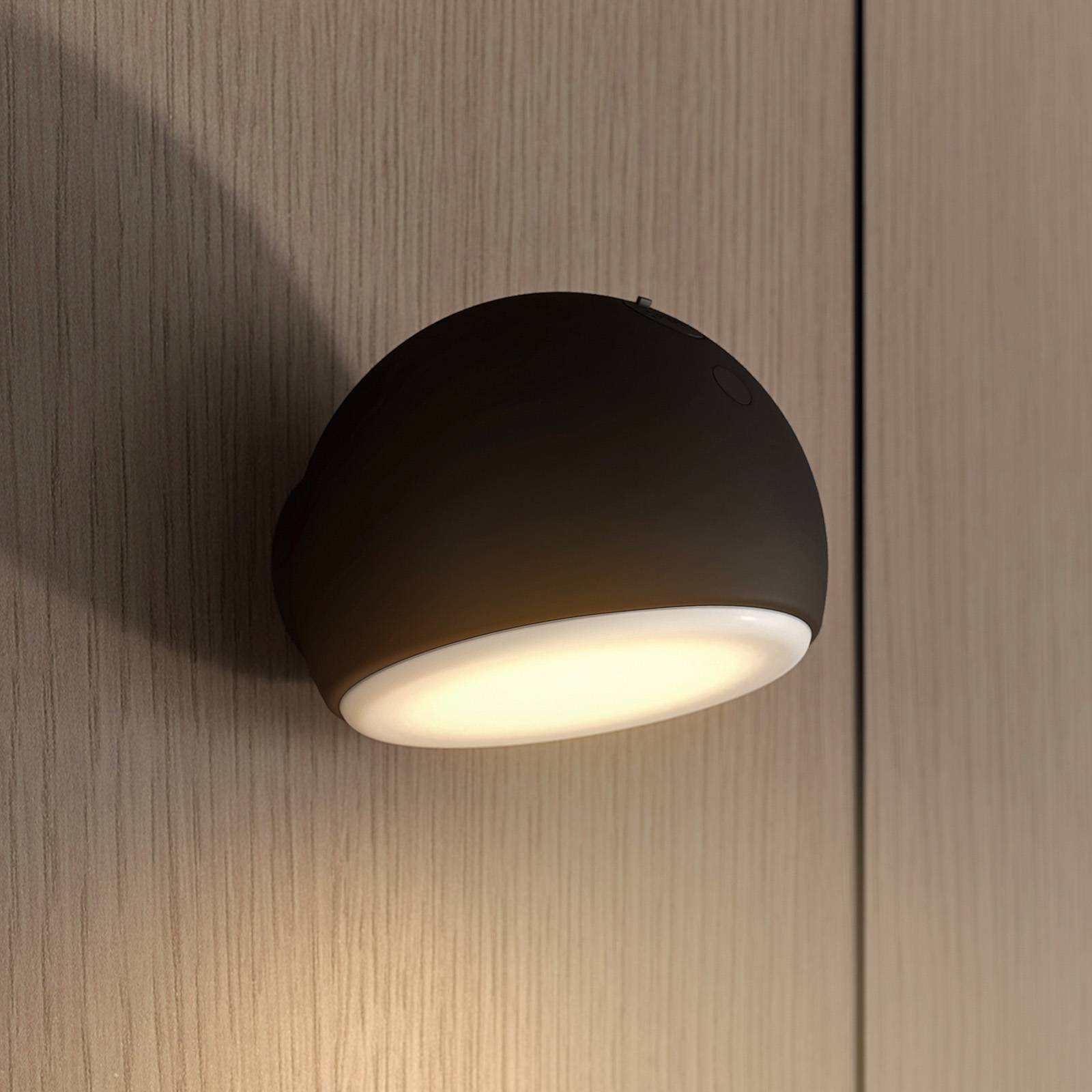 Arcchio Davir LED-vägglampa, bärbar batteri svart