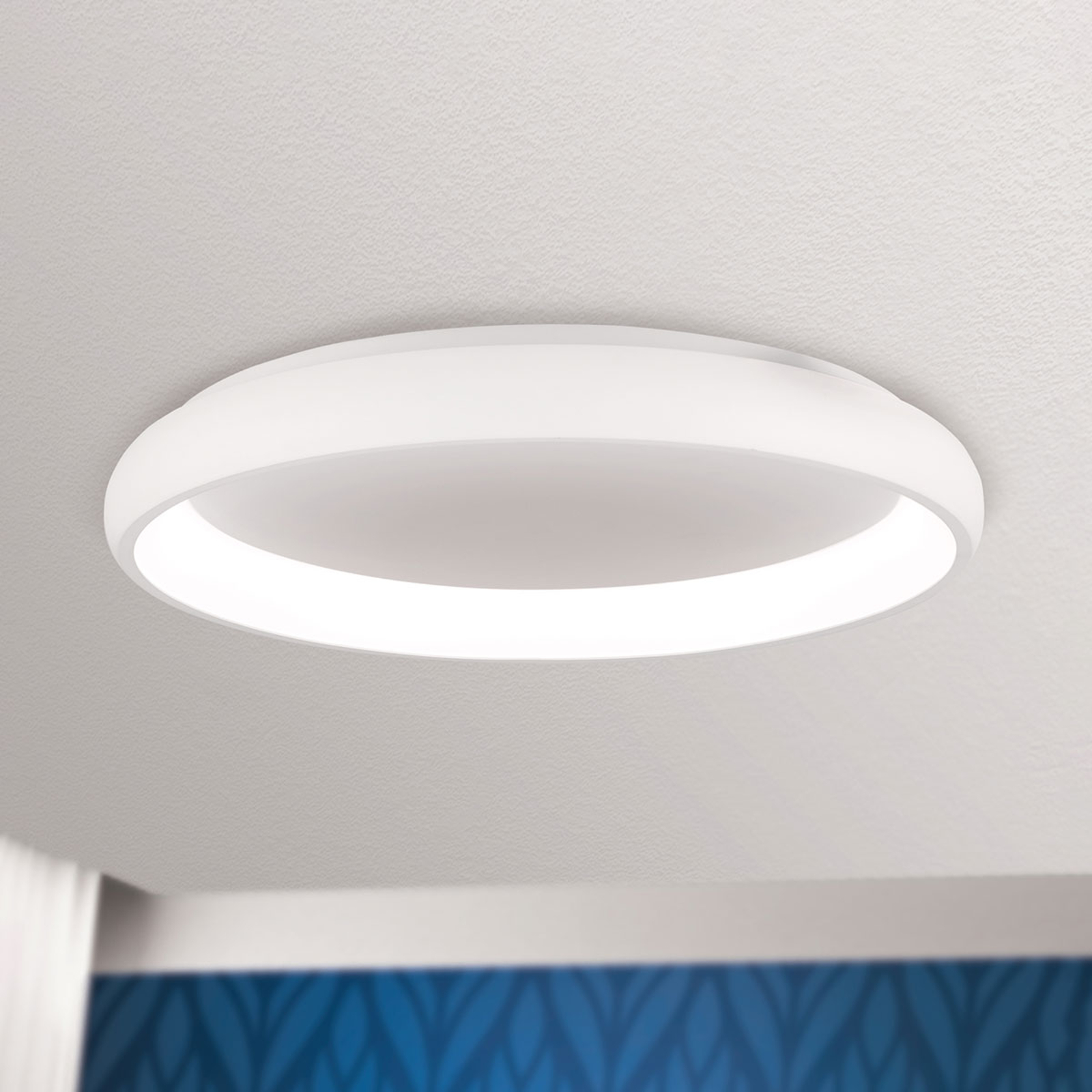LED-taklampa Venur, ljusutsläpp inuti 61 cm