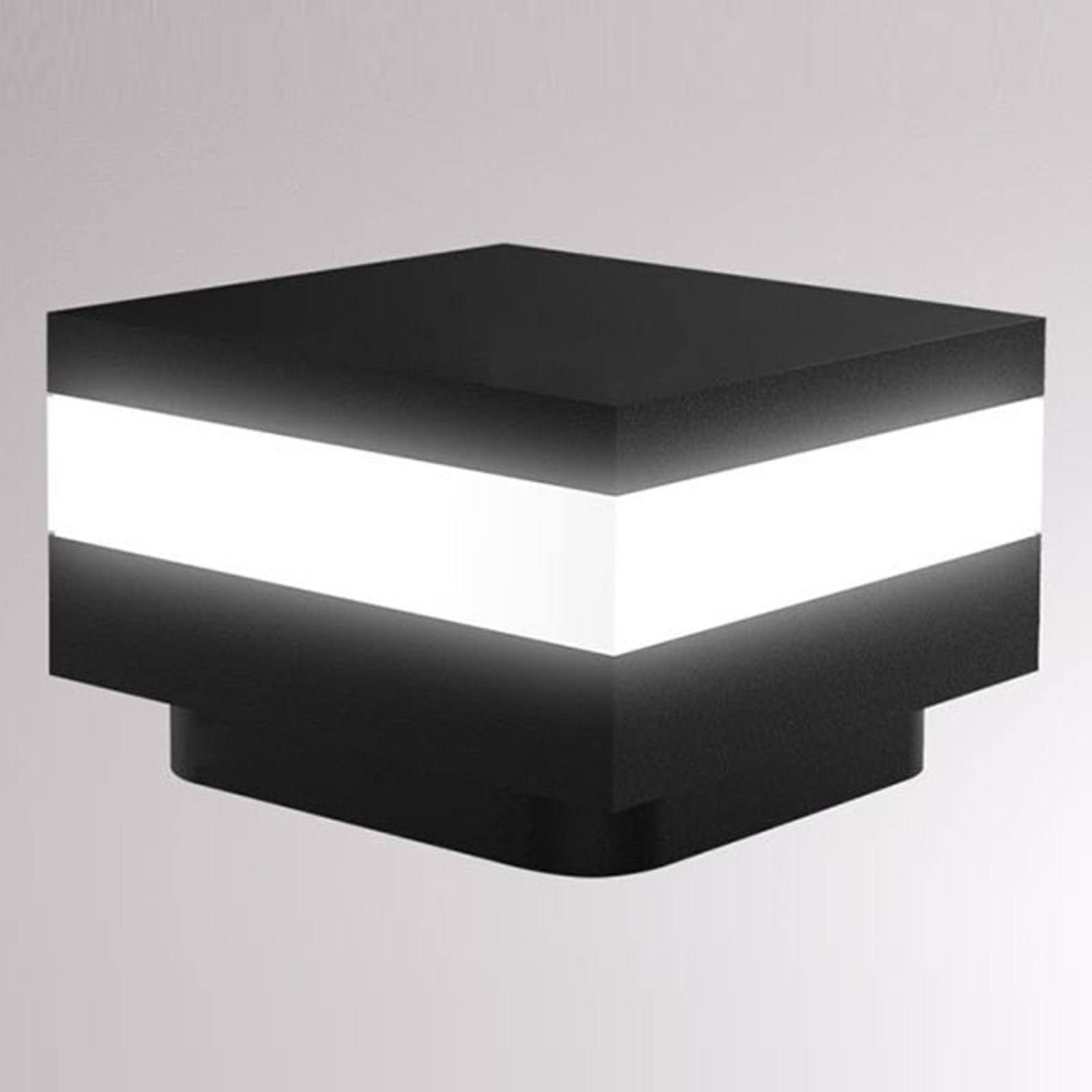 LOUM Mash LED-sockellampa IP65 svart