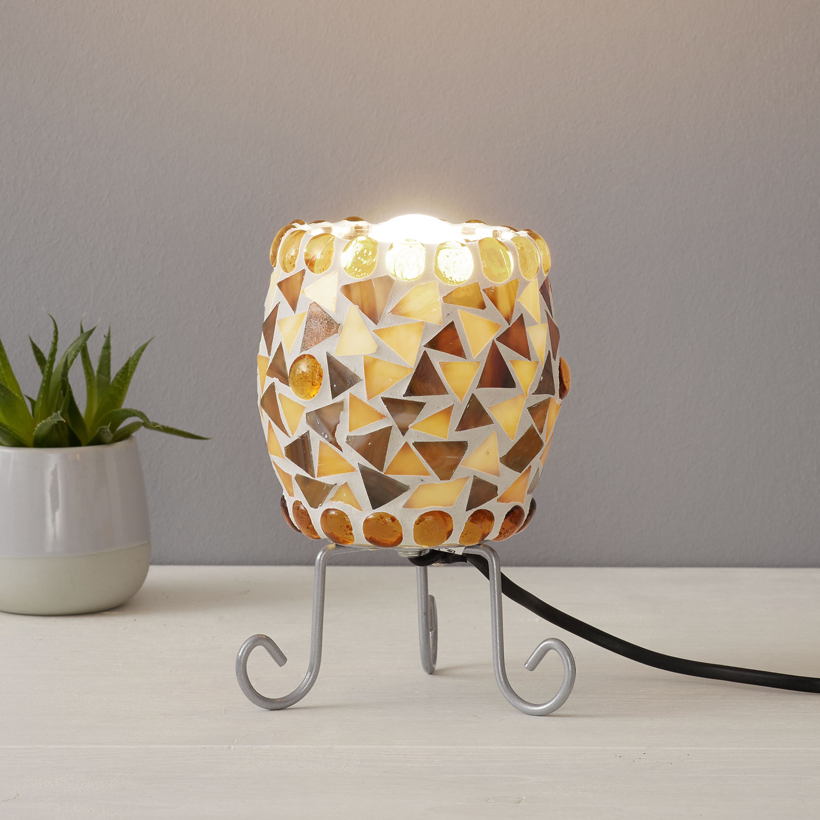 Bordslampa Enya med glasmosaik cremebrun