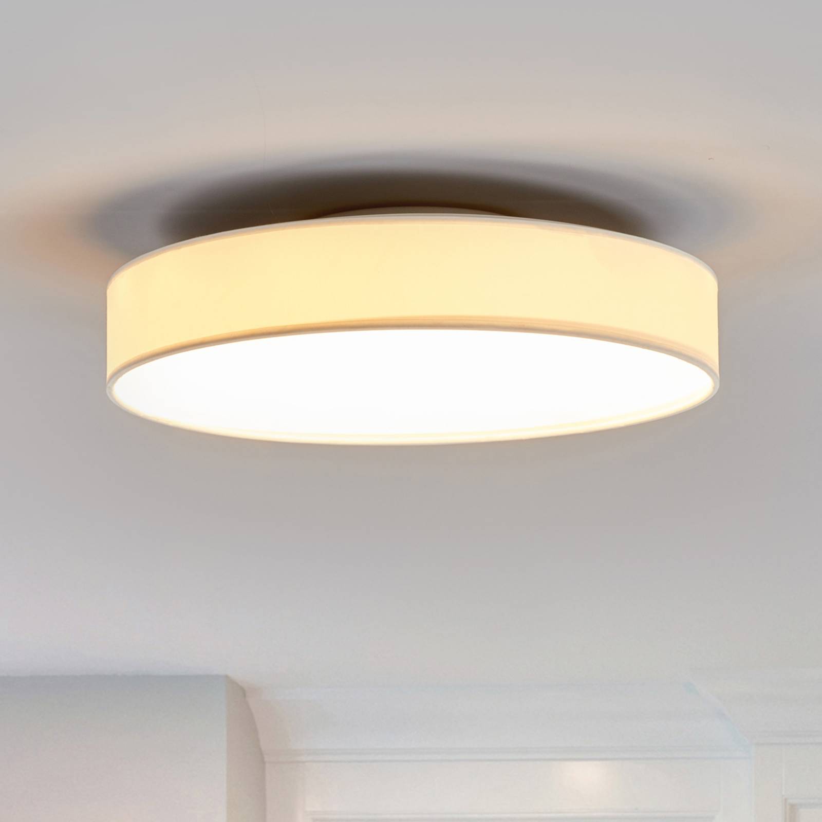 LED-taklampa Saira i textil, 40 cm, vit