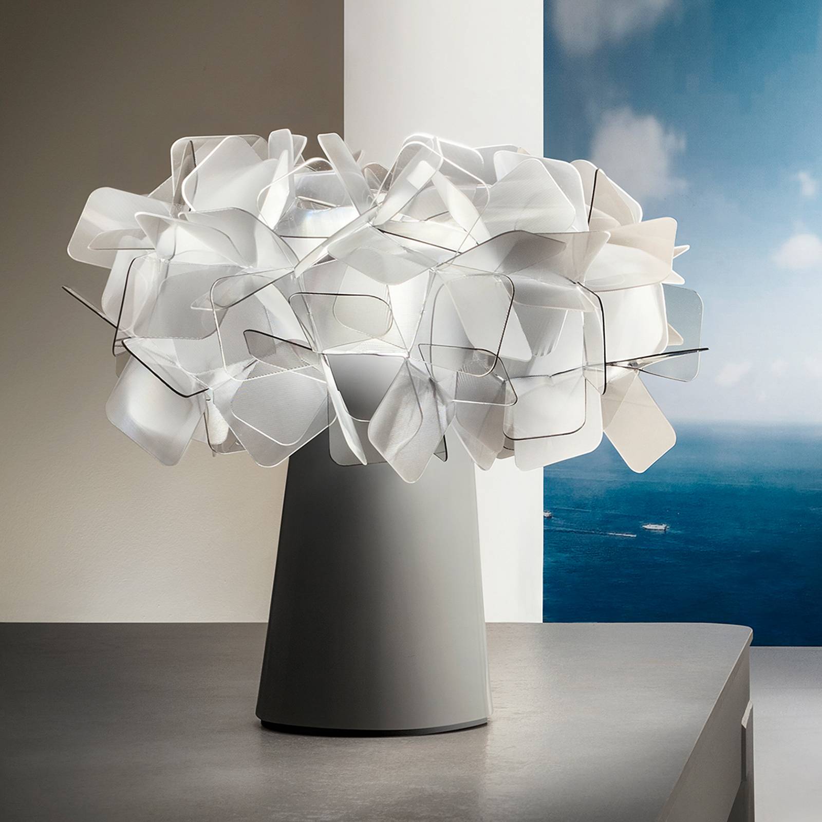 Slamp Clizia LED-bordslampa batteri dimbar fumé