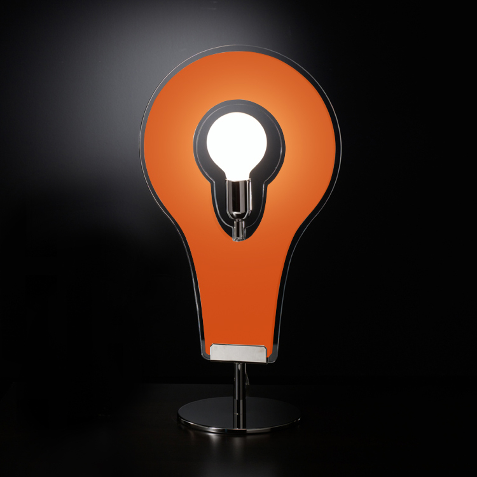 Orange, tilltalande bordslampa Flat 60