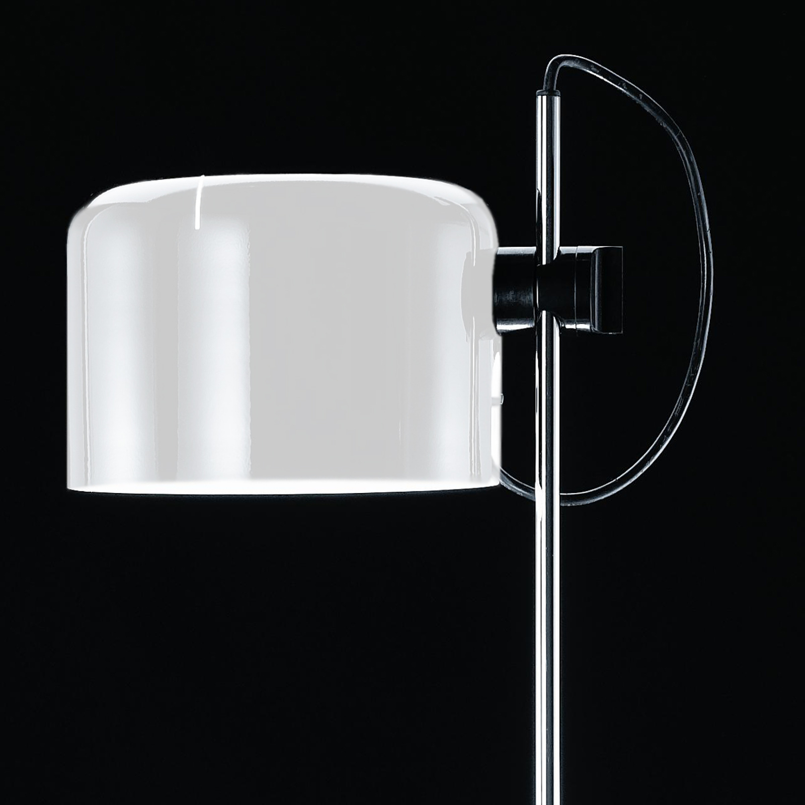 Oluce Coupé - tidslös designgolvlampa vit