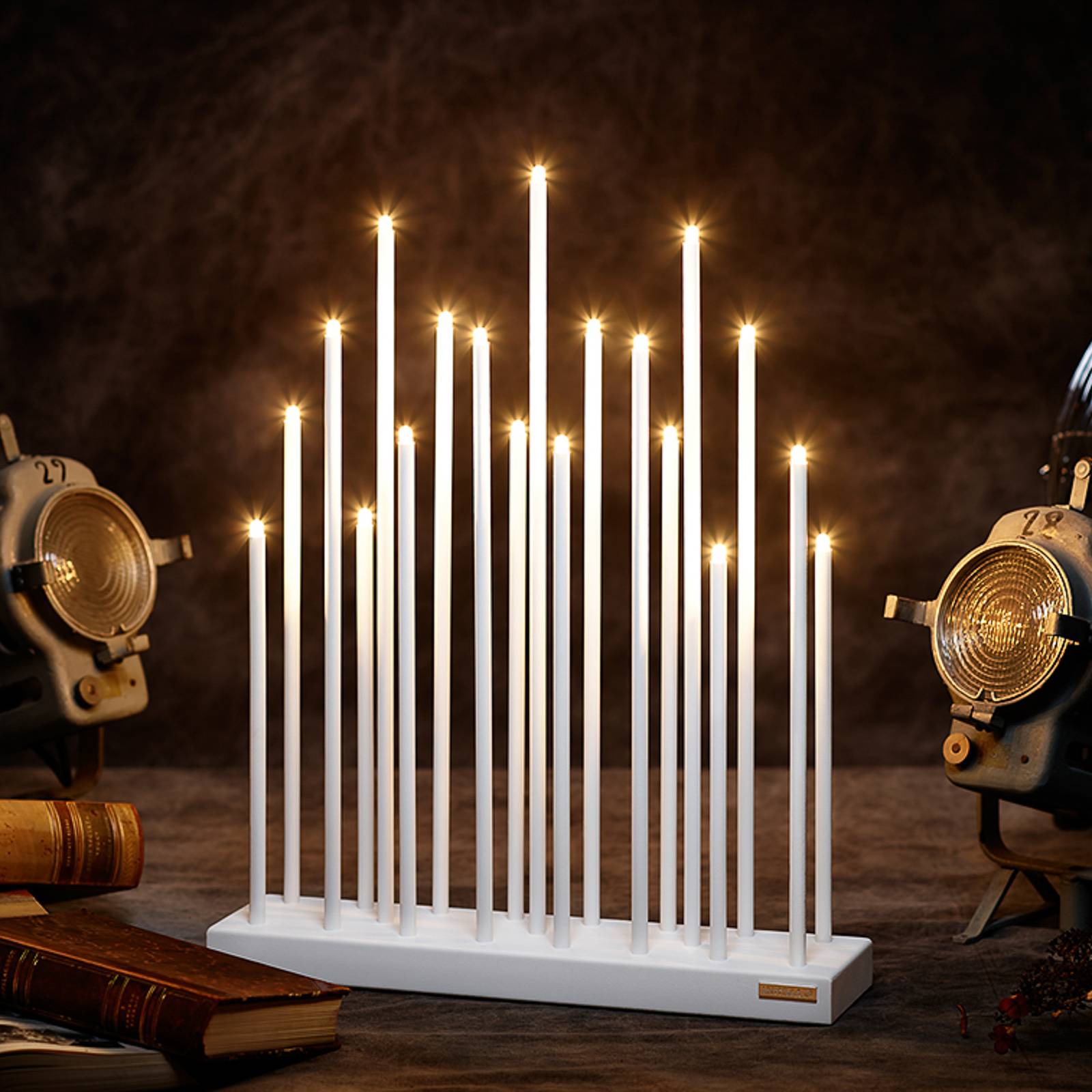 By Rydéns Elflugan ljusstake, dimmer, vit