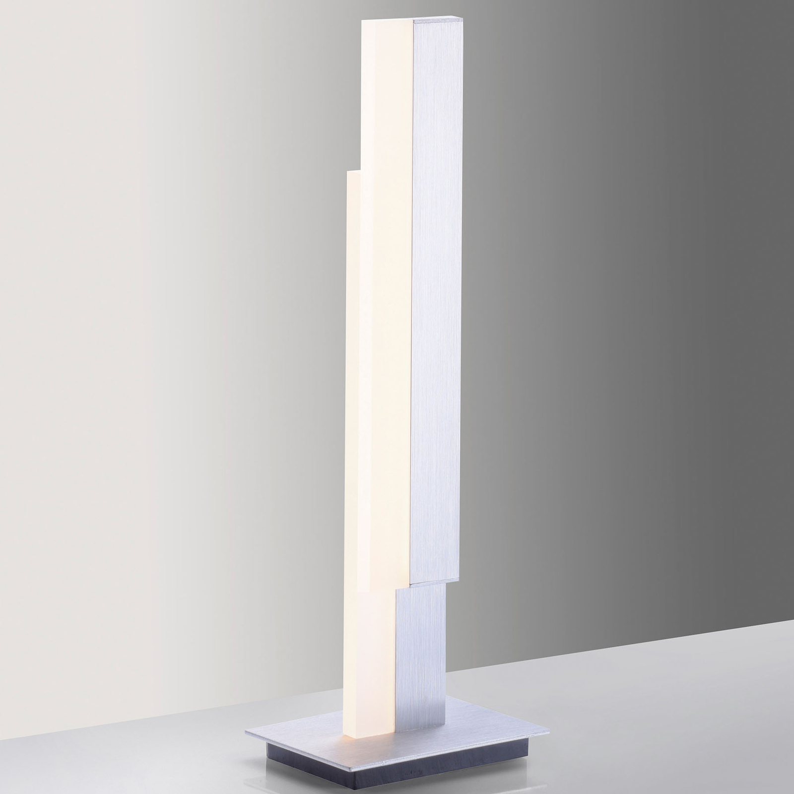 Paul Neuhaus Q-TOWER LED-bordslampa