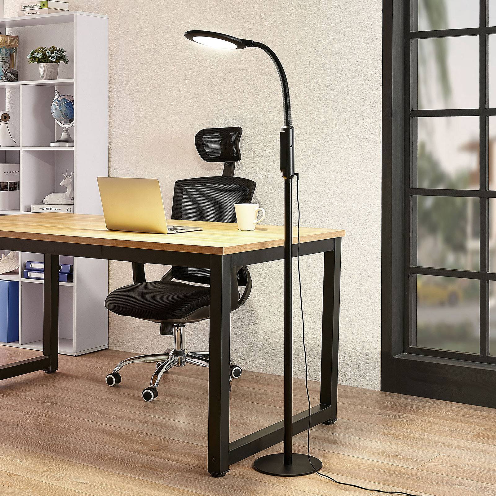 Arcchio Hanke LED-golvlampa 3 000-6 000 K dimbar