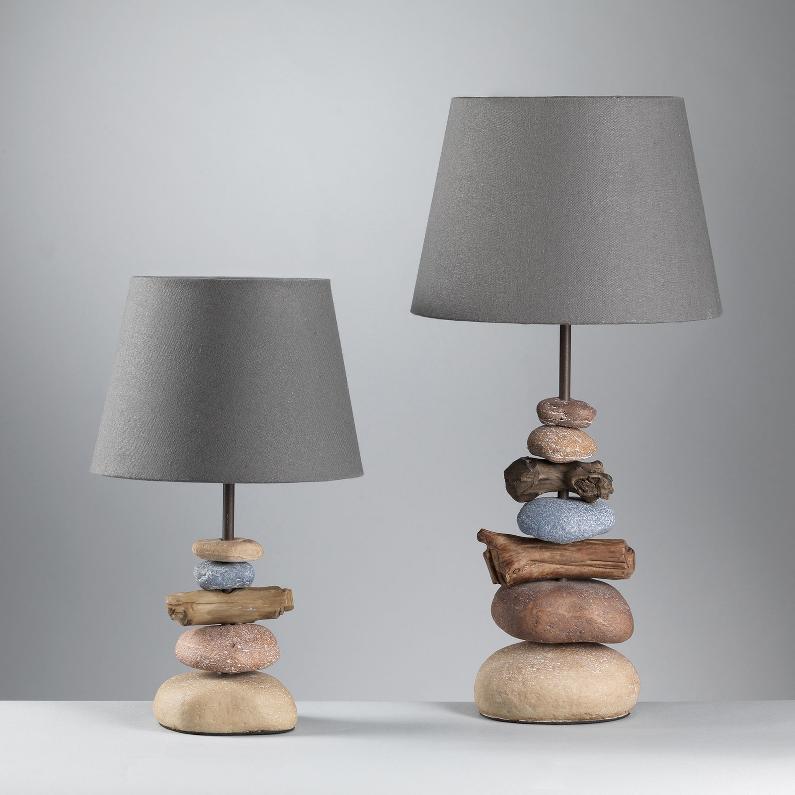 Bordslampa Vera, tygskärm och stendekor, 38 cm