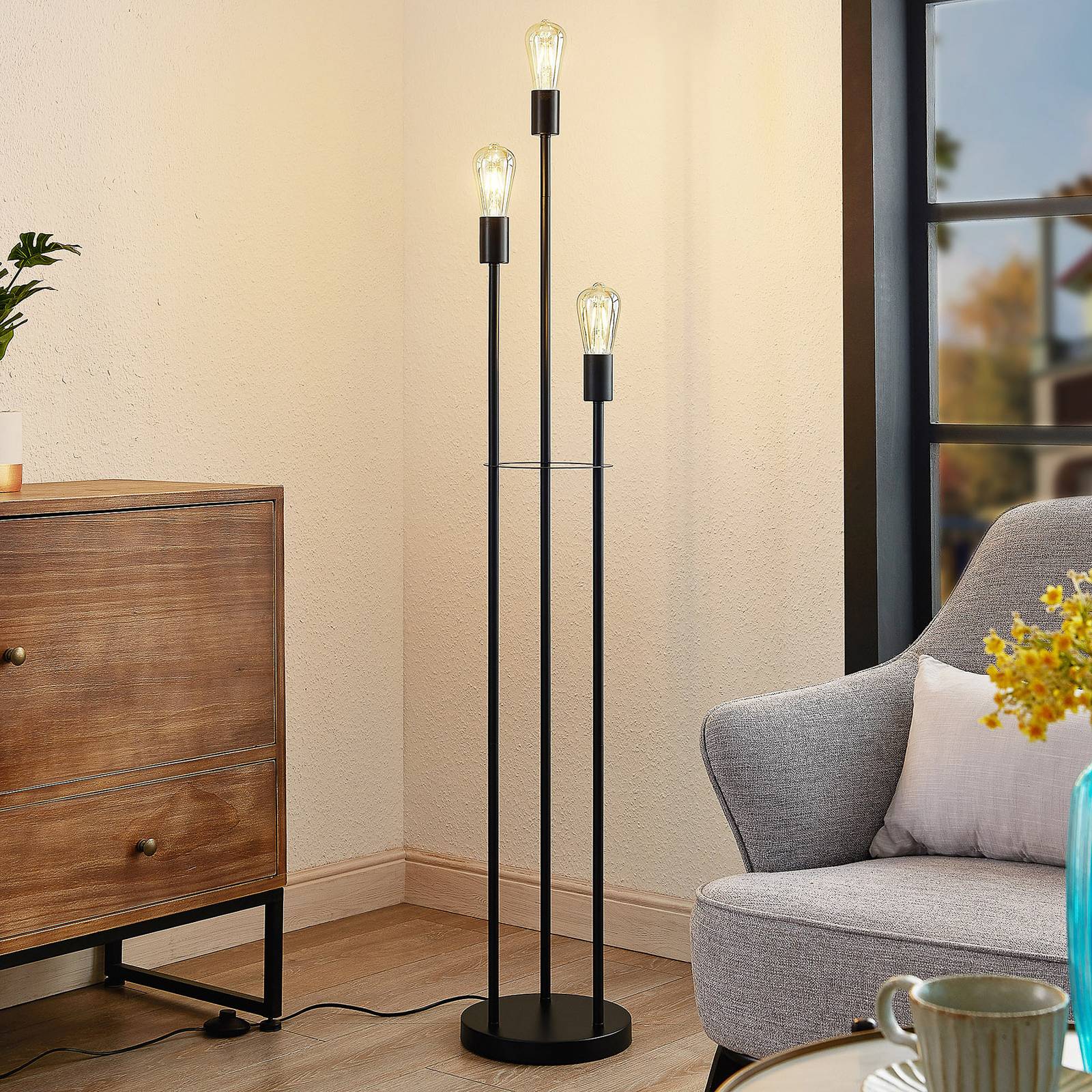 Lindby Fefy golvlampa, 3 lampor