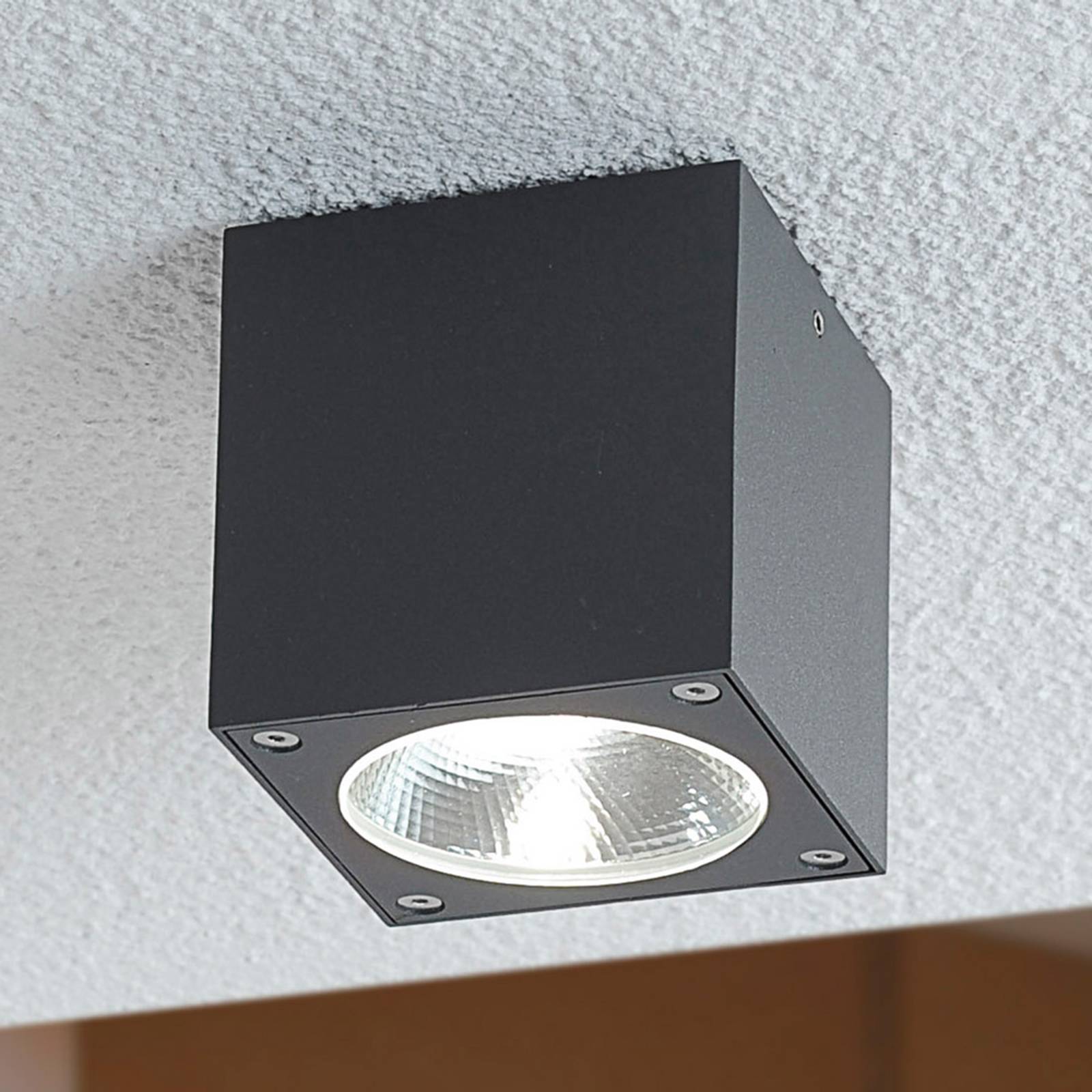Tärningsformad LED-utomhustaklampa Cordy