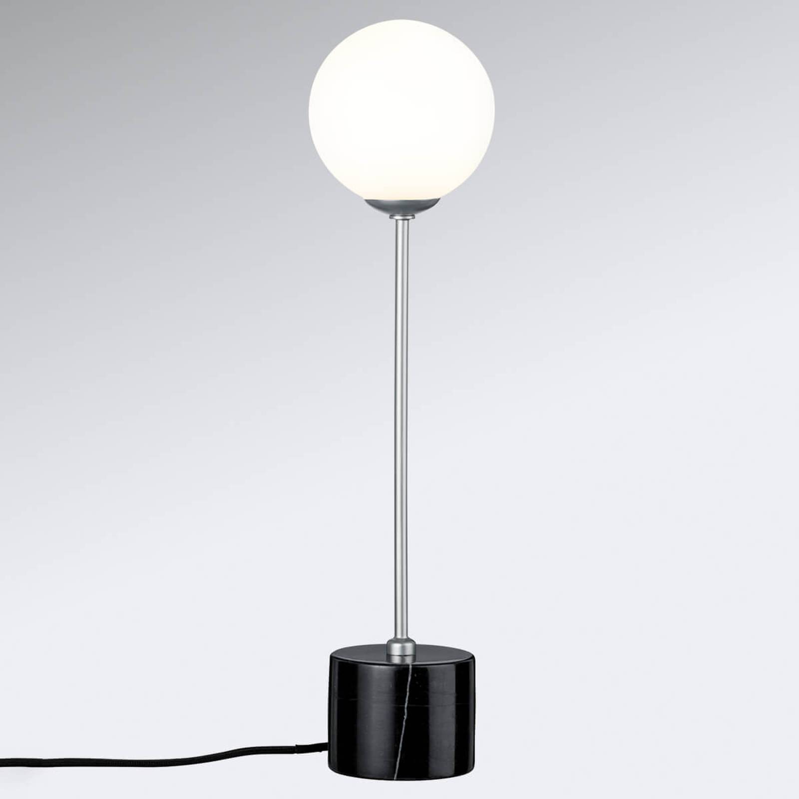 Bordslampa Moa i elegant design