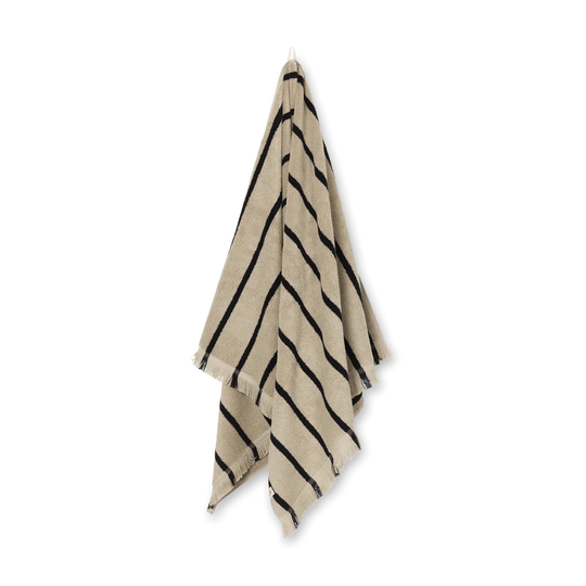 Randigt badlakan Alee Bath Towel Sand / Black Ferm Living