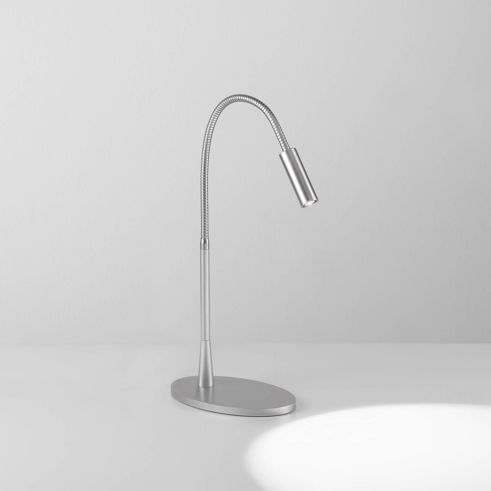 Egger Zooom LED-bordslampa med flexarm, platin
