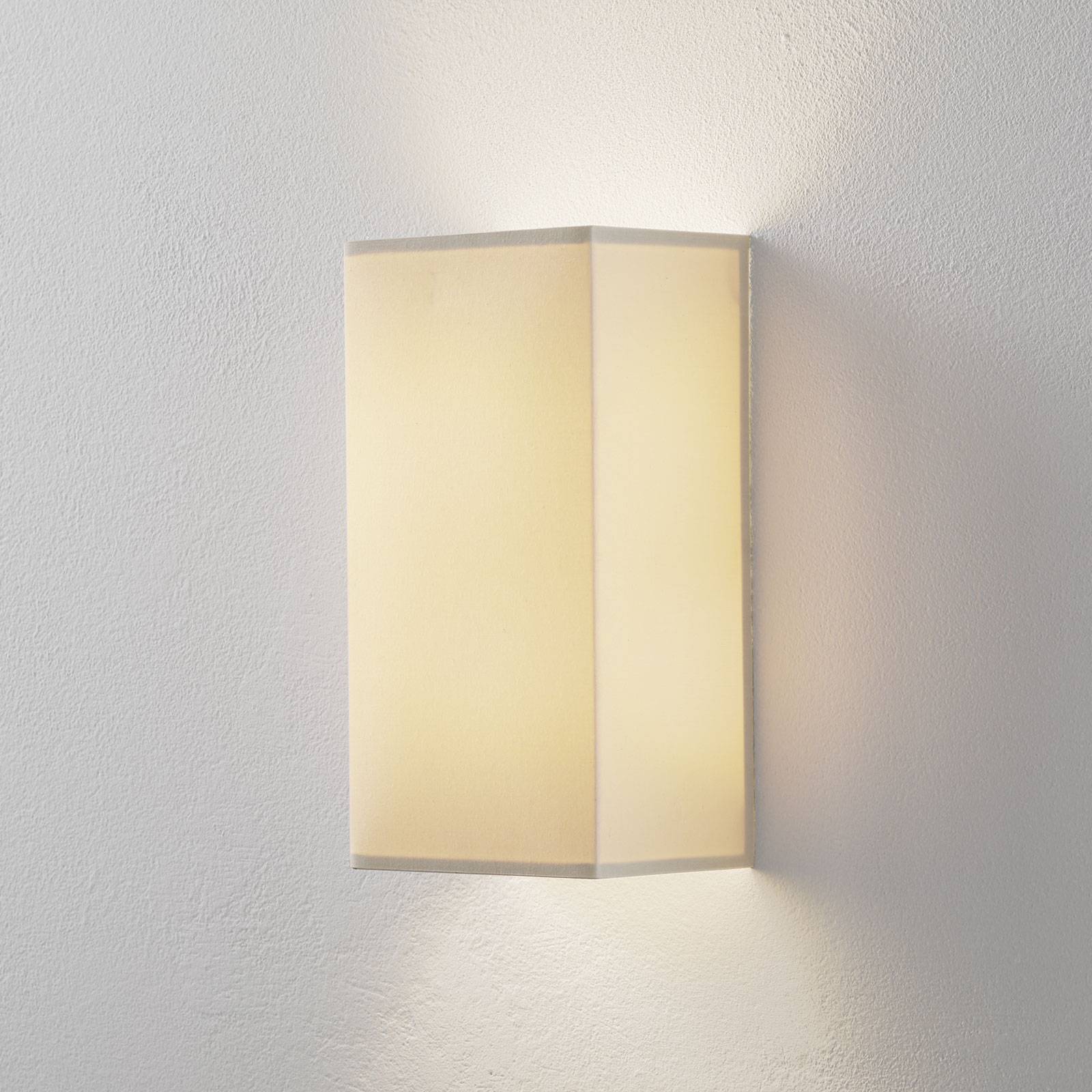 Lucande Patrik vägglampa kantig höjd 30 cm creme