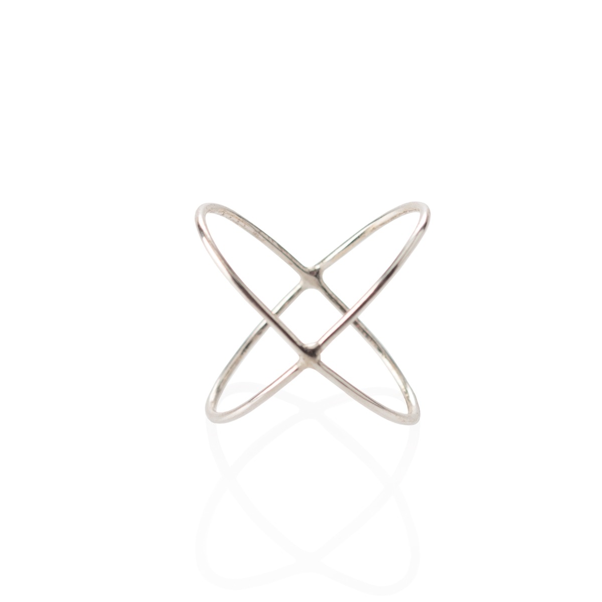 Designtorget Ring korsad silver 16-17 mm