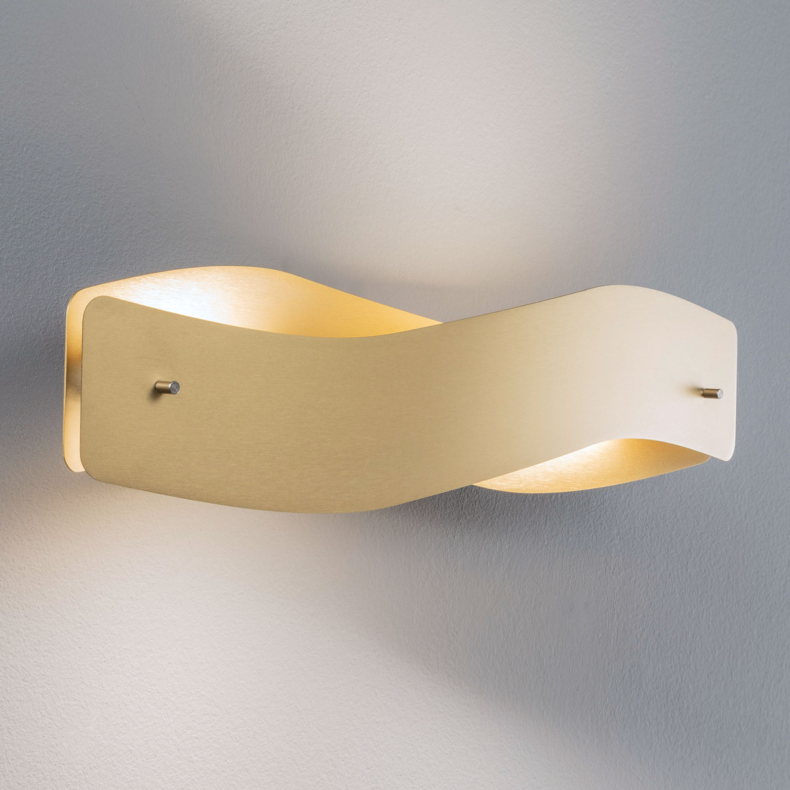 Lucande Lian LED-vägglampa i mässing