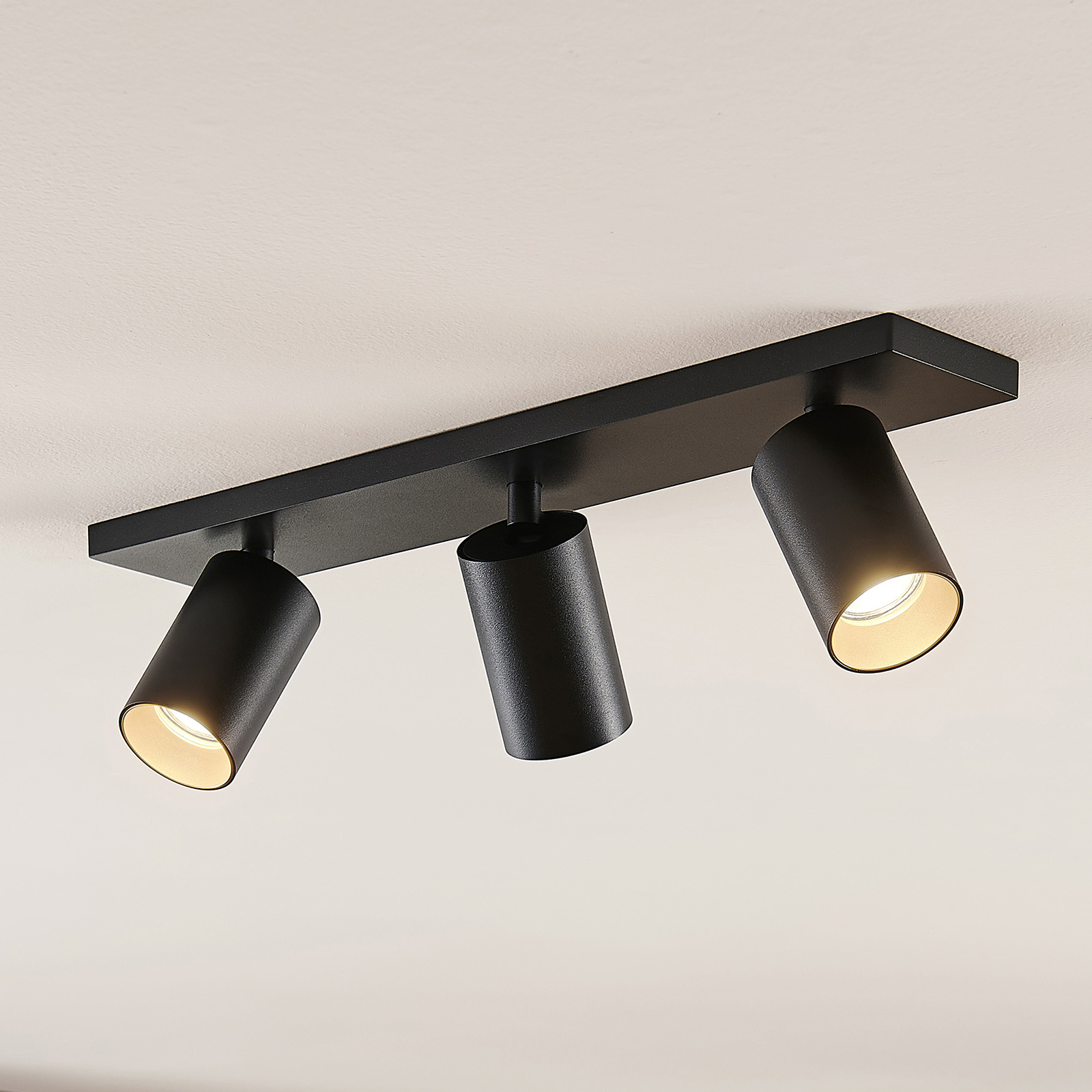 Arcchio Brinja spotlight, kantig, svart-guld, 3