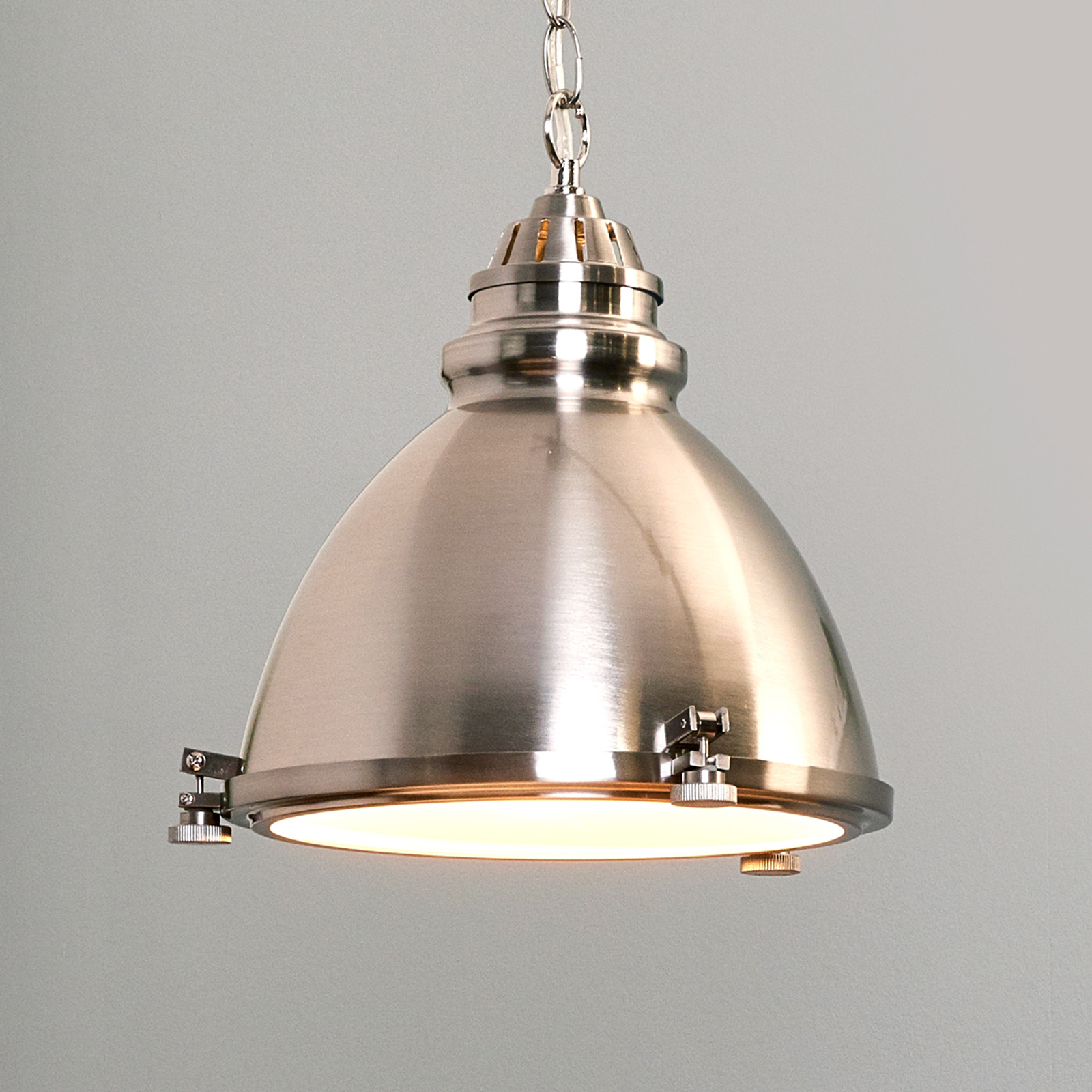 Kalen - maritimt designad taklampa
