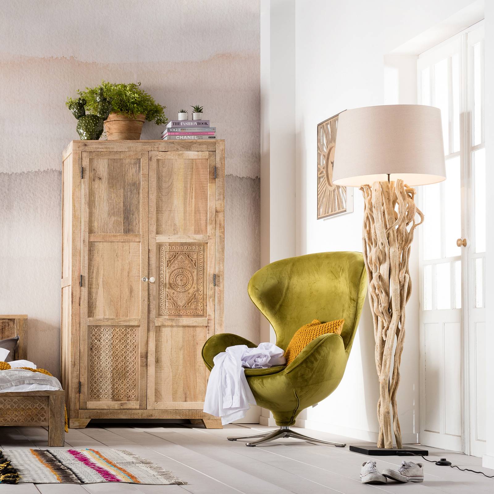 KARE Scultra – naturlig golvlampa