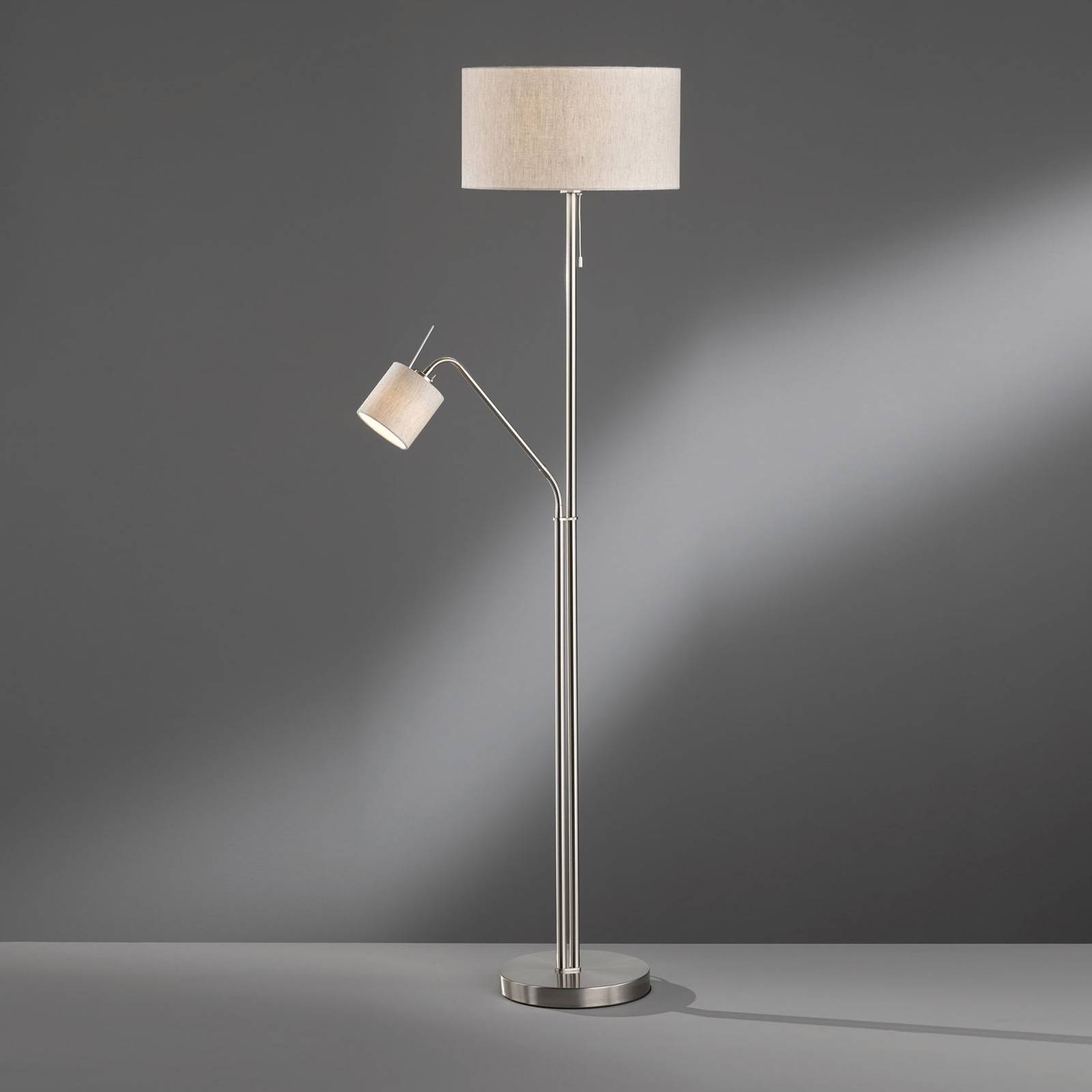 Textilgolvlampa Layer med läslampa sand