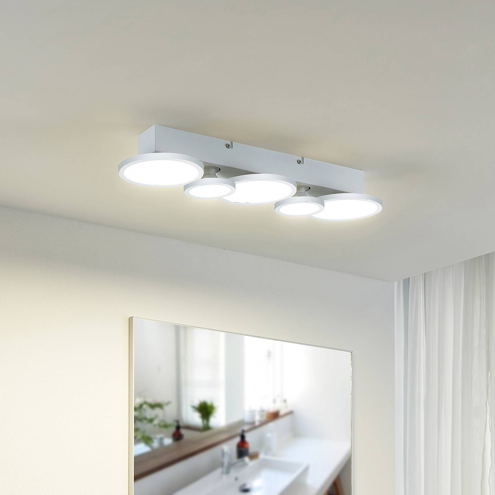 Lindby Amuria LED-taklampa, 5 lampor