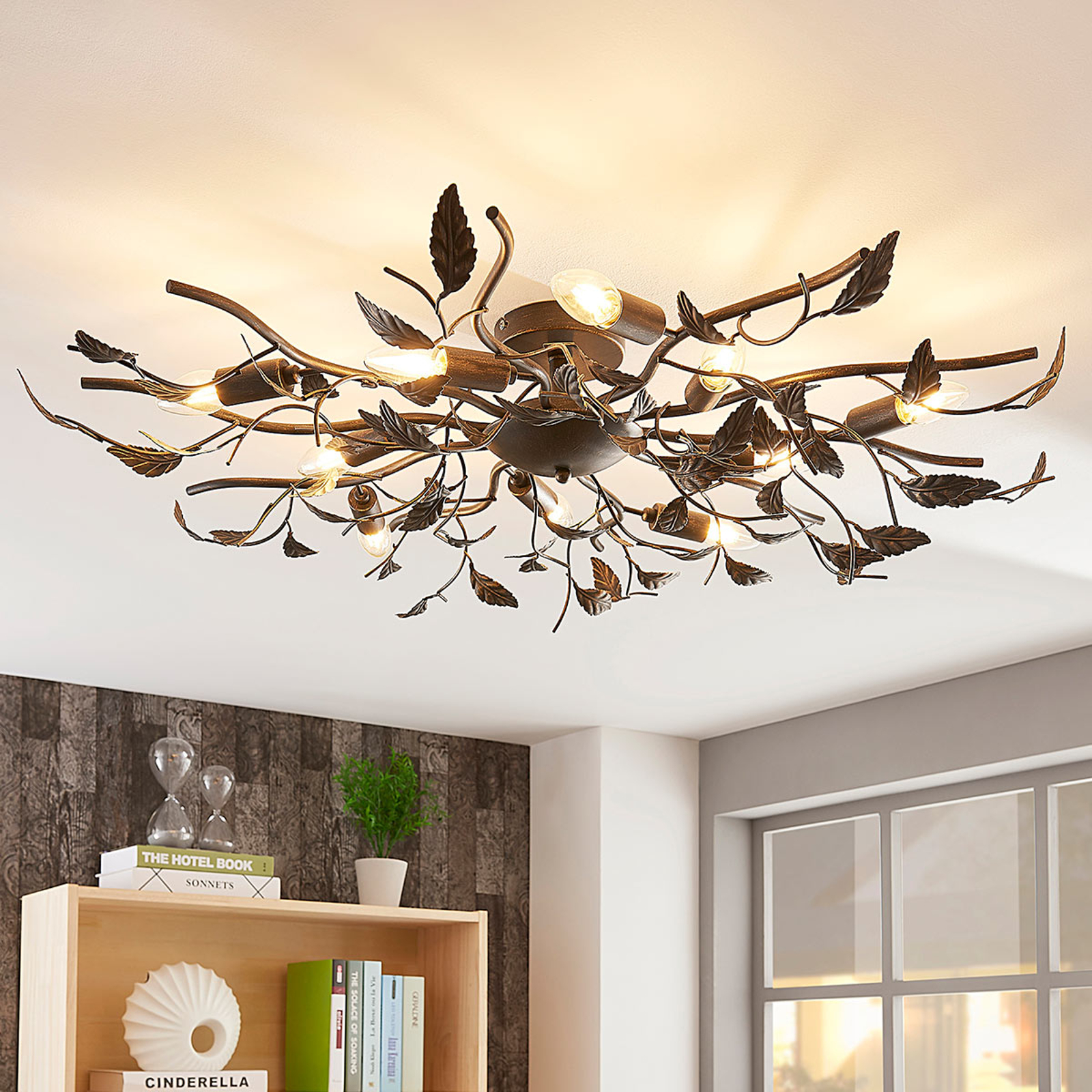 Stor LED-taklampa Yos, bladdesign