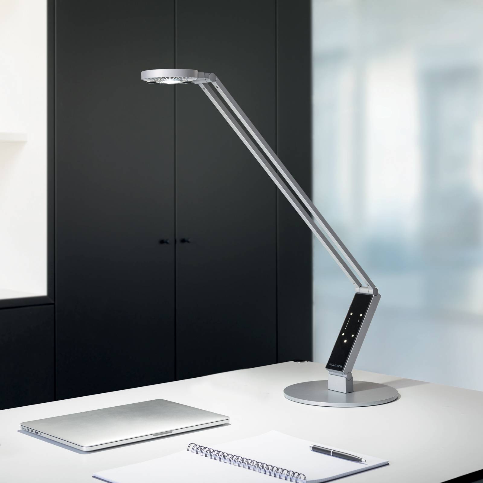 Luctra LED-bordslampa TableProRadial fot aluminium