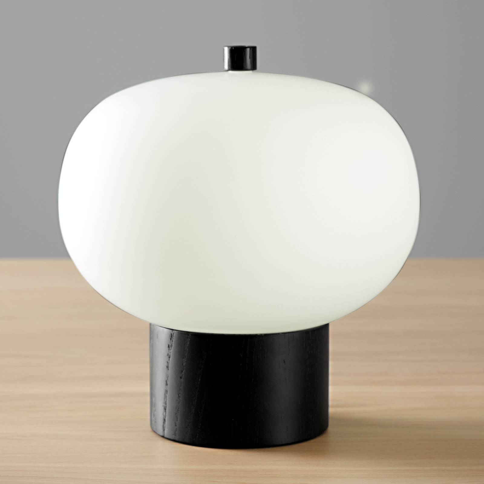 Grok Largi LED-bordslampa, Ø 24 cm, mörk aska