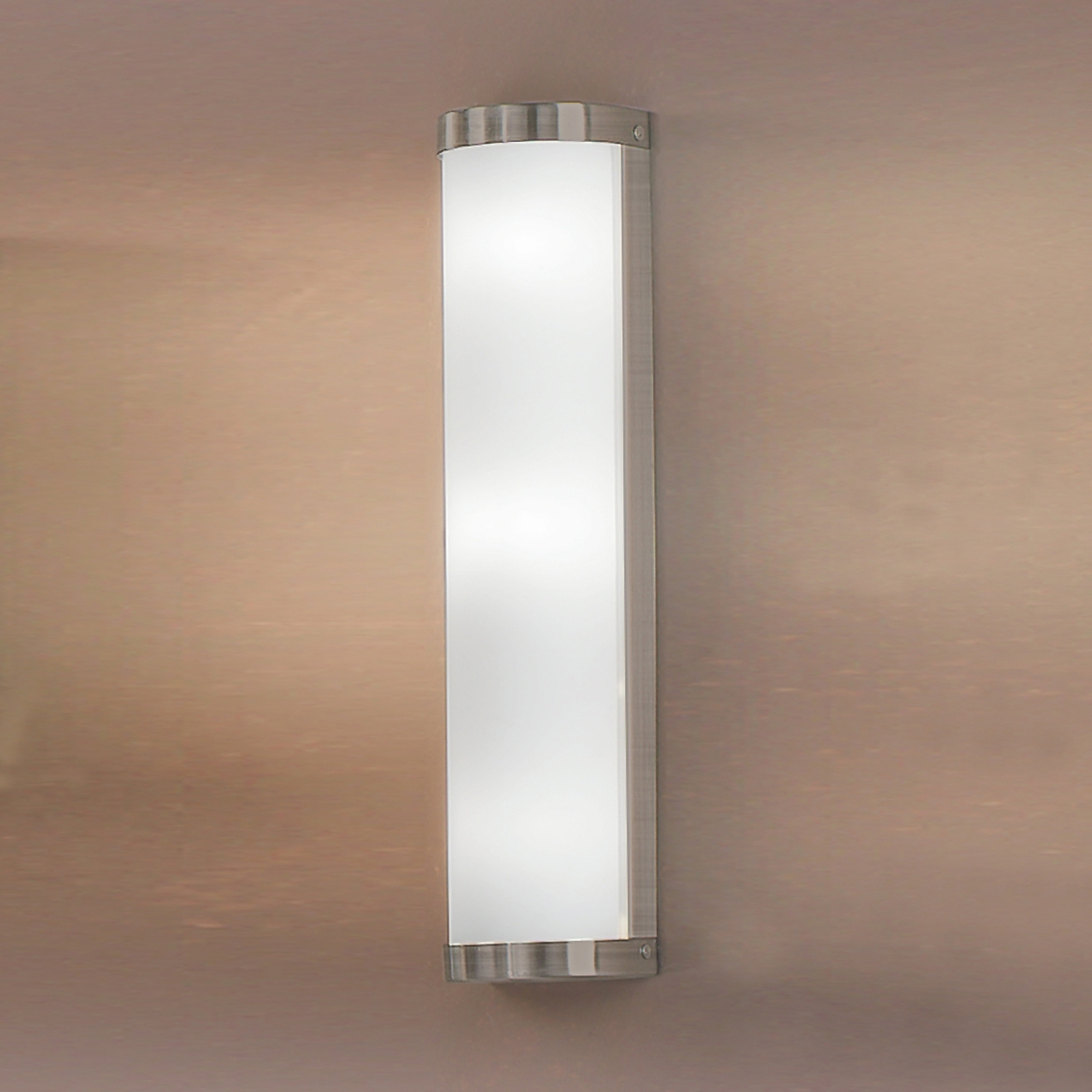 Förnicklad, vacker vägglampa VETI, 41 cm