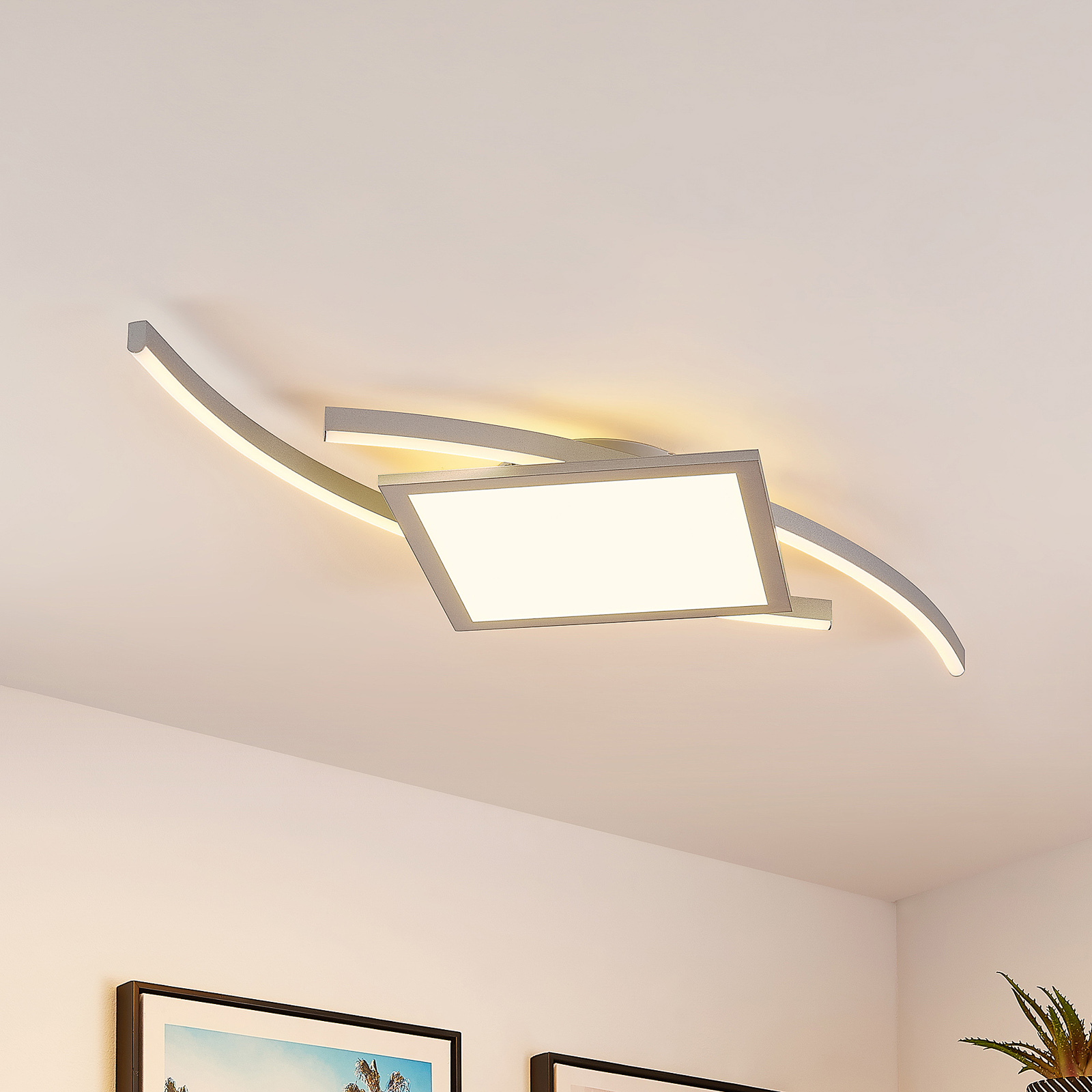Lucande Tiaro LED-taklampa, kantig, 42,5 cm