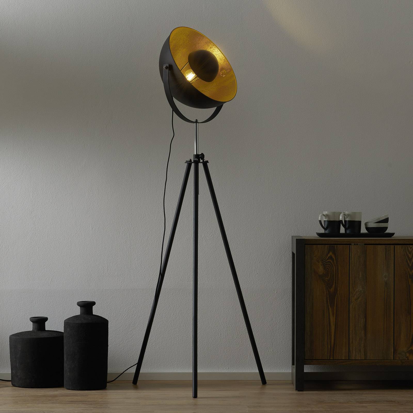 Trebent golvlampa Lenn, svart-guld