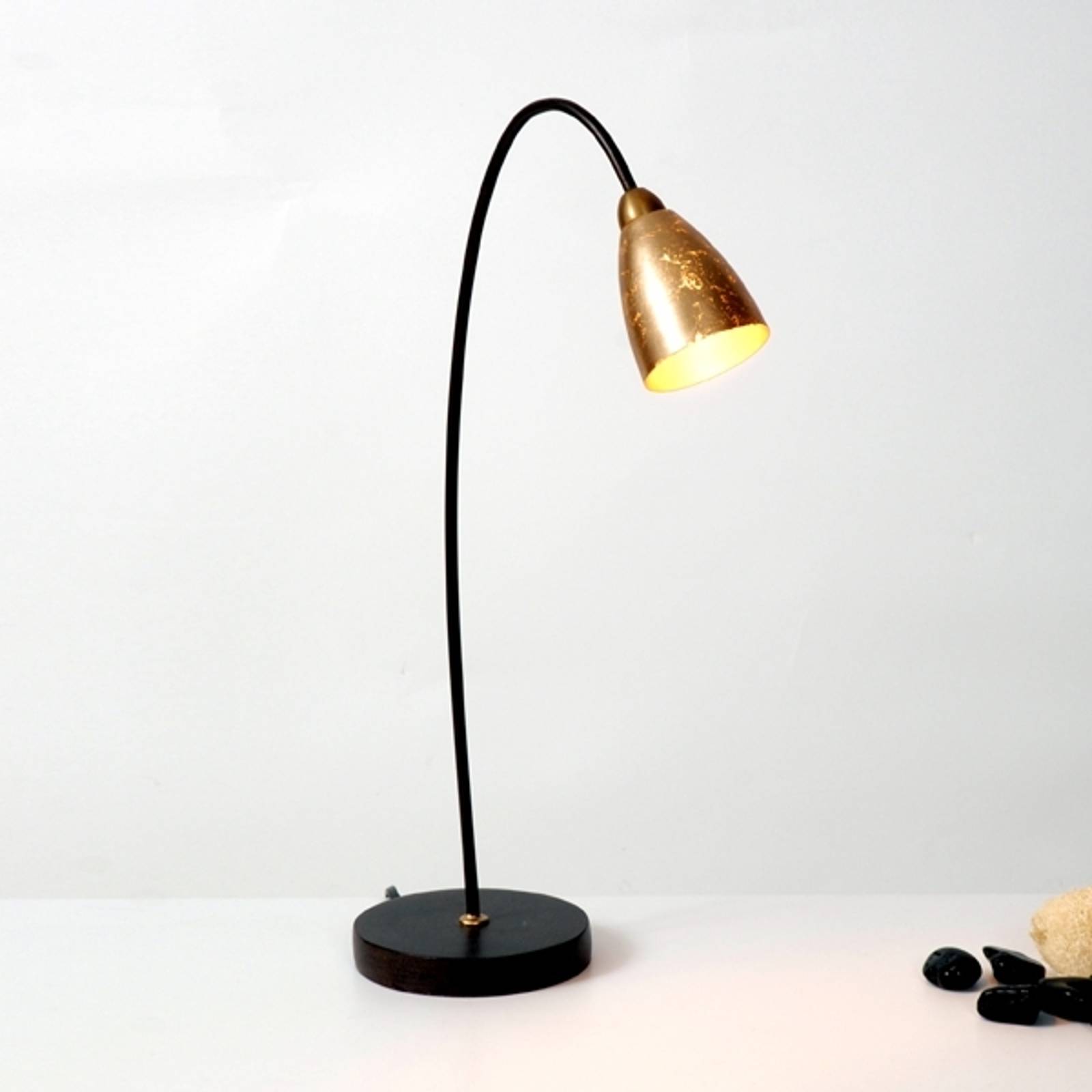 Exklusiv bordslampa Alice, skärm guld