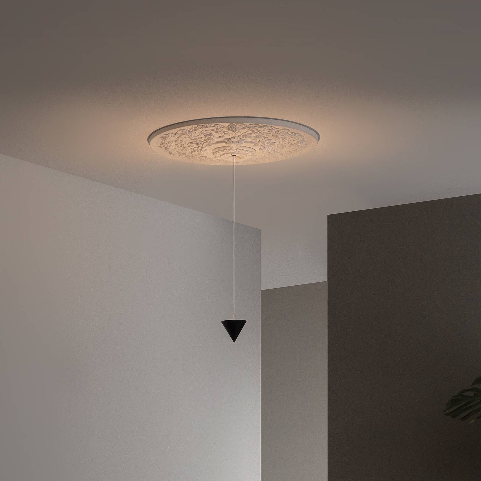 Karman Moonbloom LED-hänglampa Ø 75 cm 2 700 K