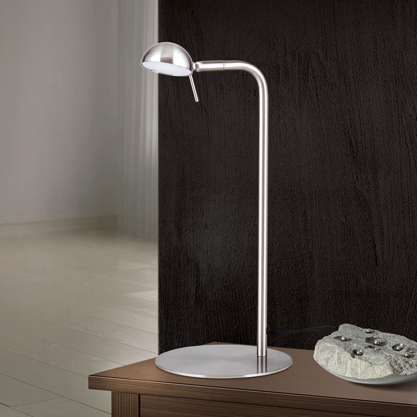 LED-bordslampa Student med lutbart huvud