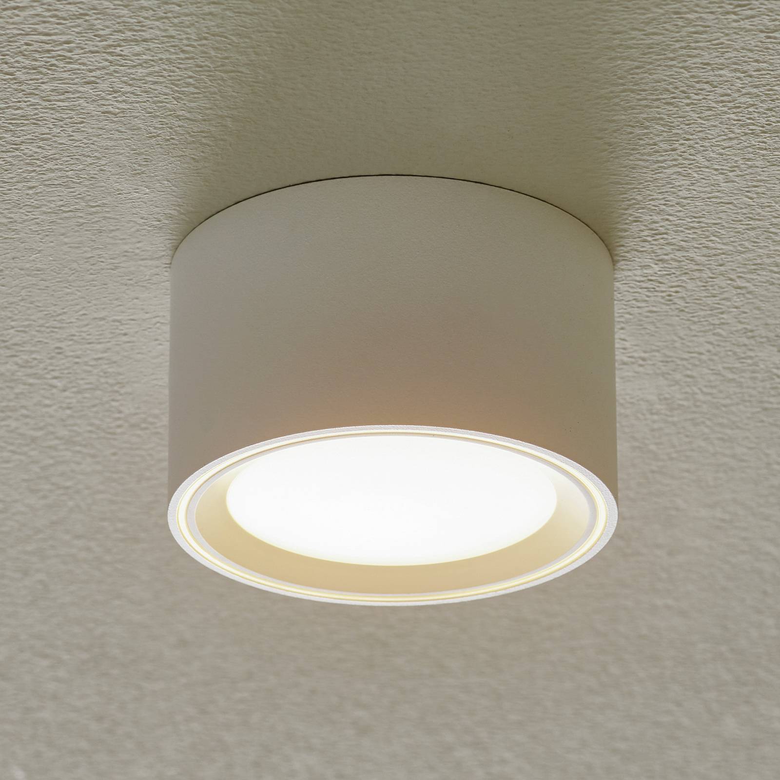 LED-taklampa Fallon, 6 cm hög
