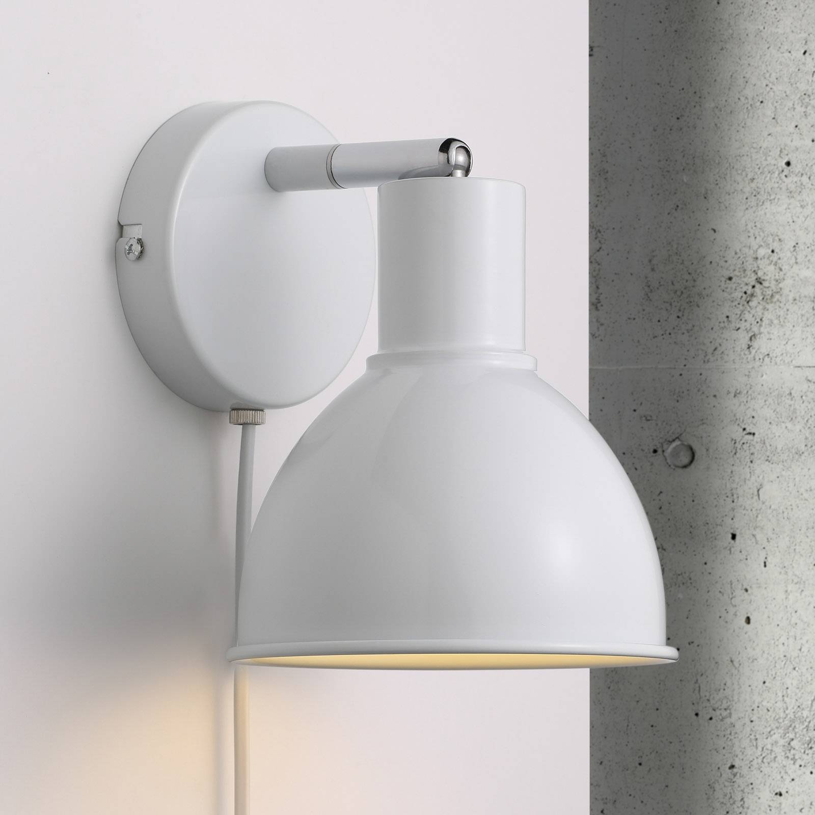 Tilltalande gestaltad vägglampa Pop Wall, vit