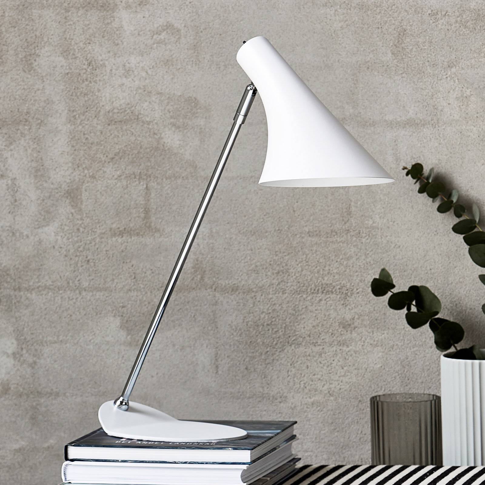 Trendig bordslampa Liam vit