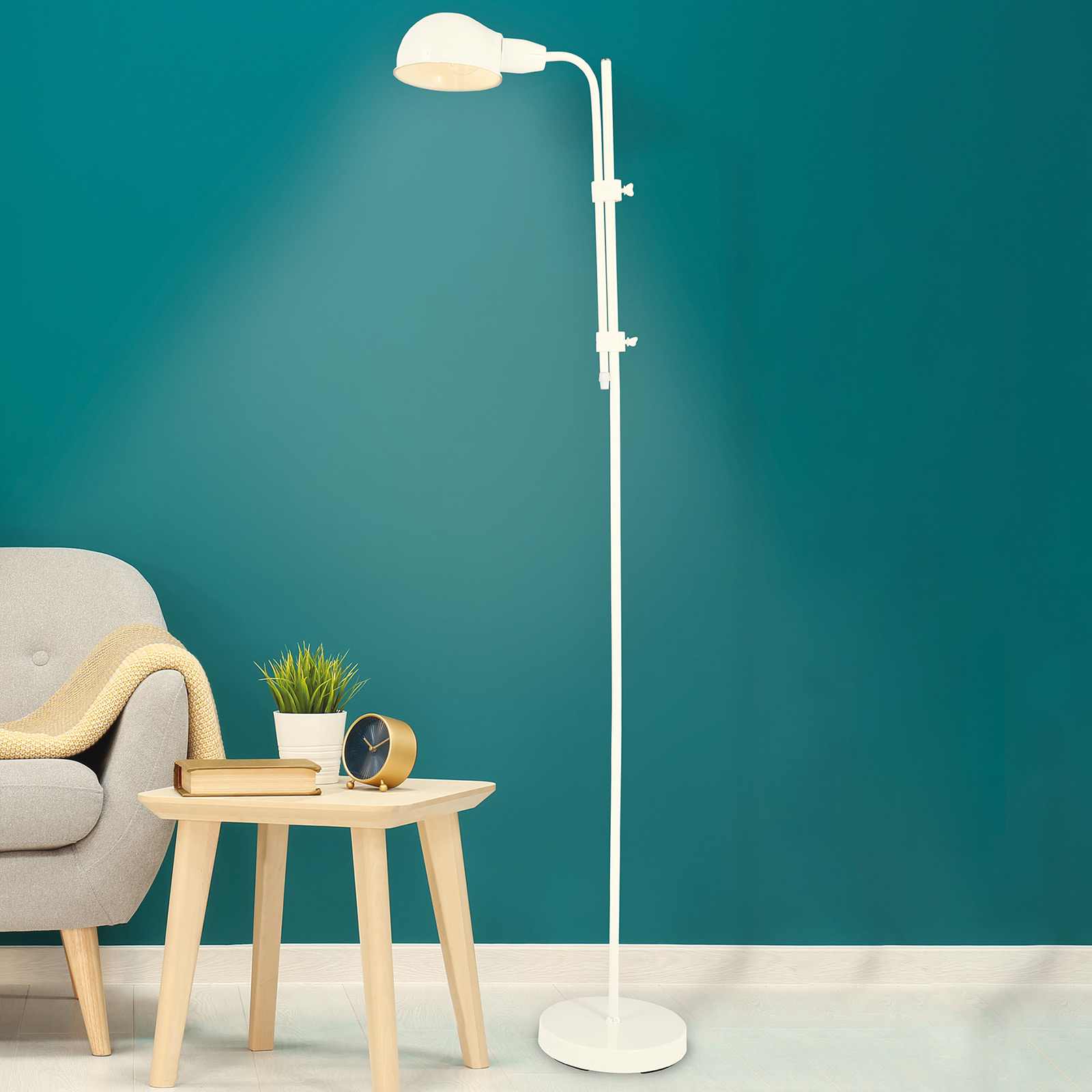 Golvlampa Alani med vippströmbrytare, vit