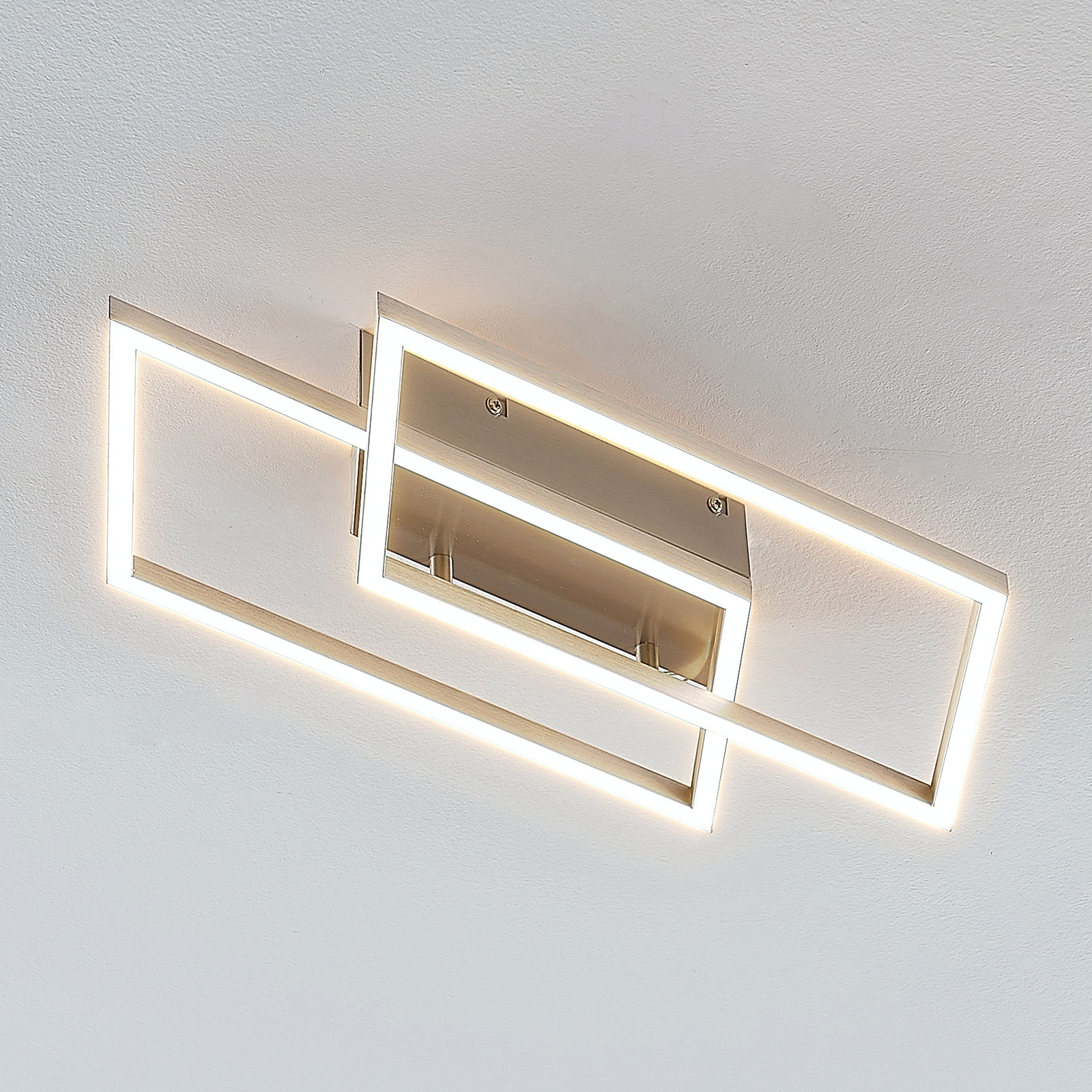 Quadra – LED-taklampa, dimbar via strömbrytare