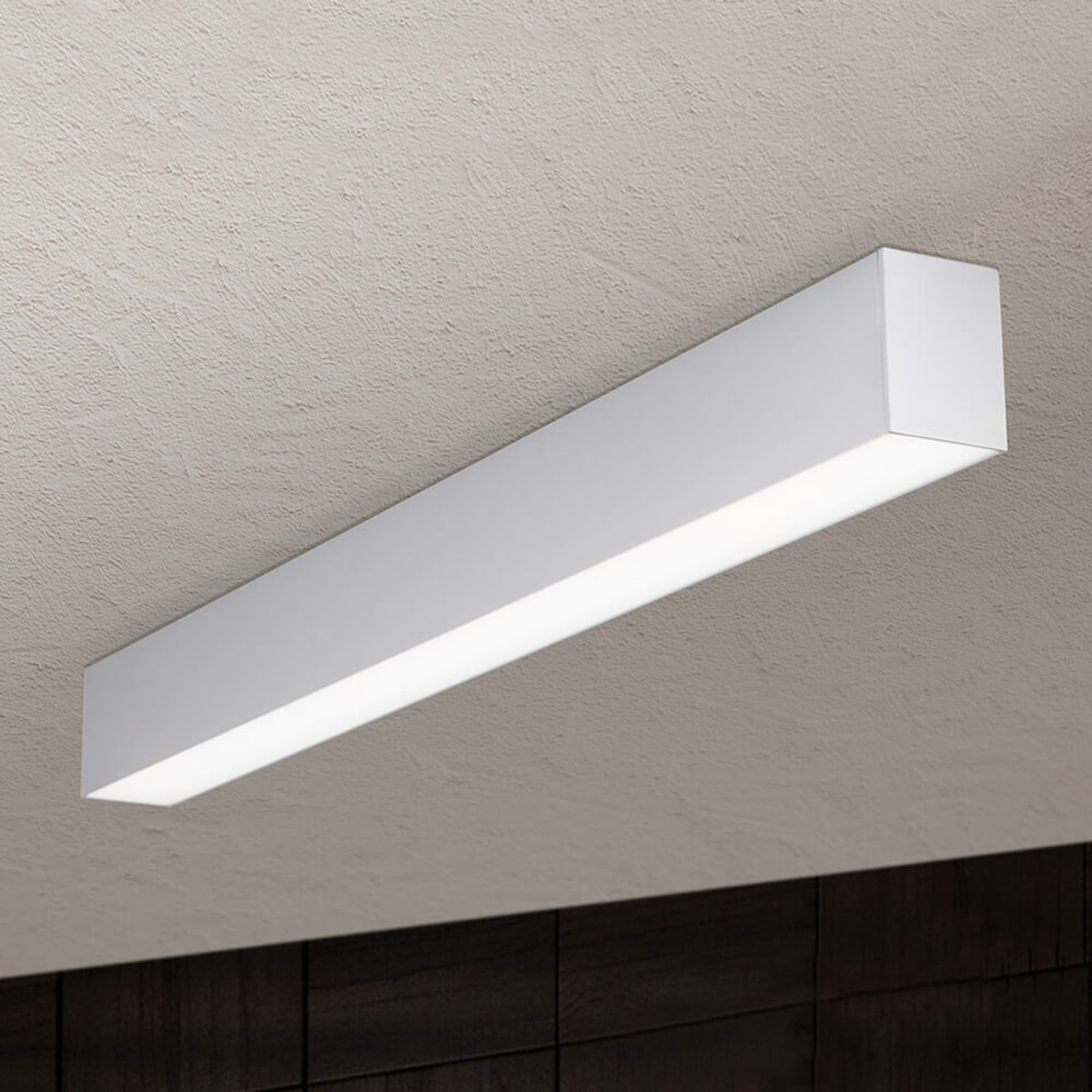 LED-taklampa Sando med upphängningsset – 86 cm