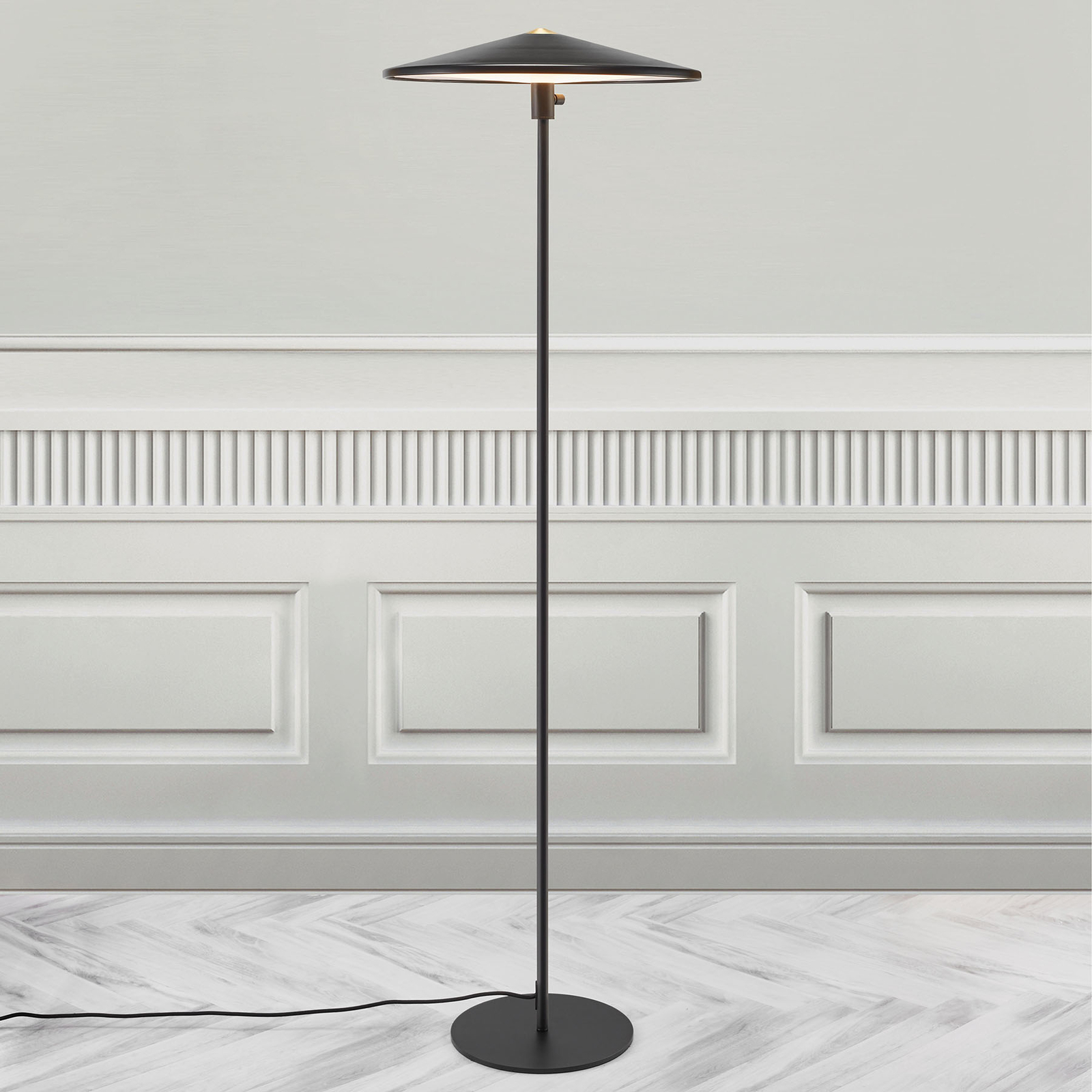 LED-golvlampa Balance, dimmer integrerad