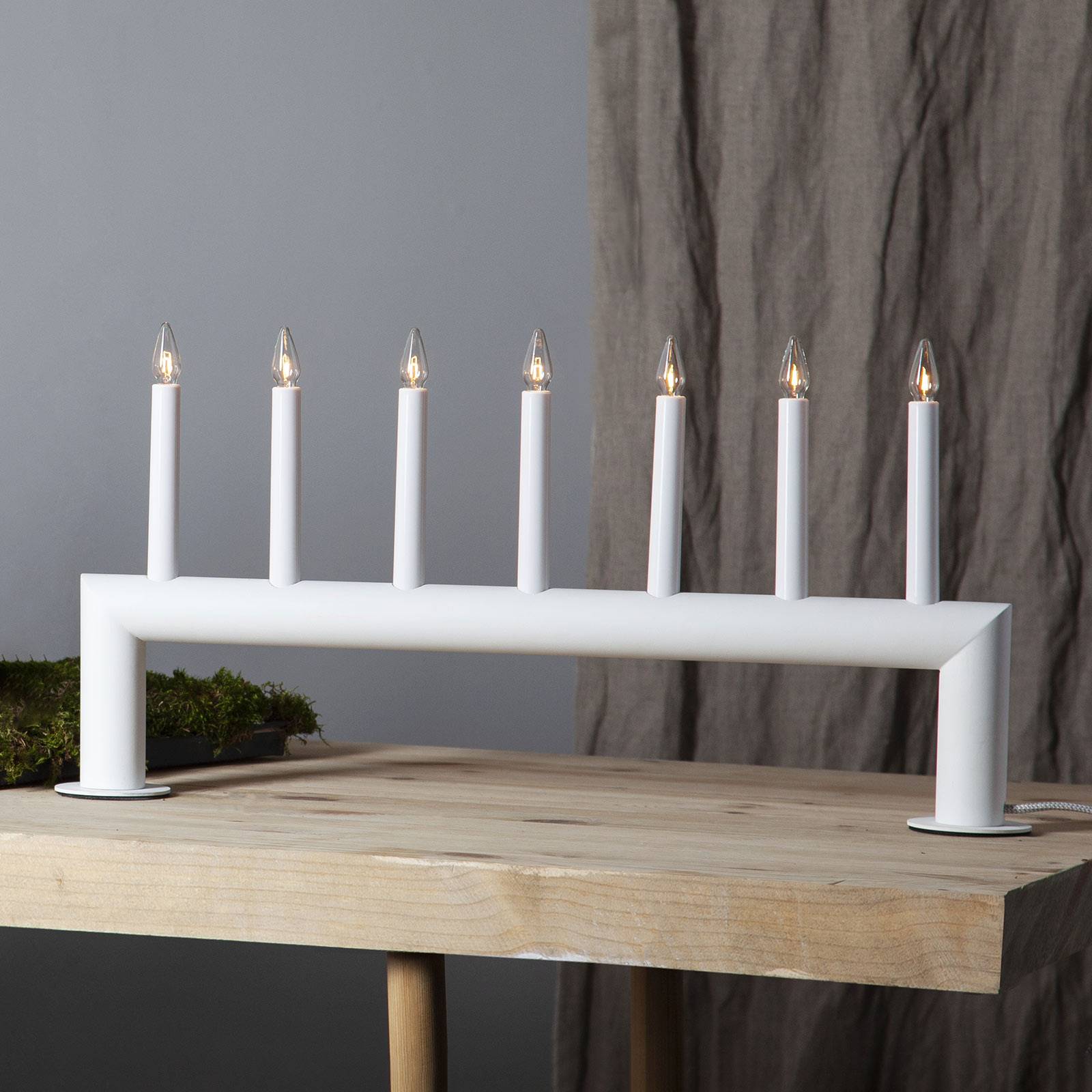 Ljusstake Circum, rak, 7 lampor, vit