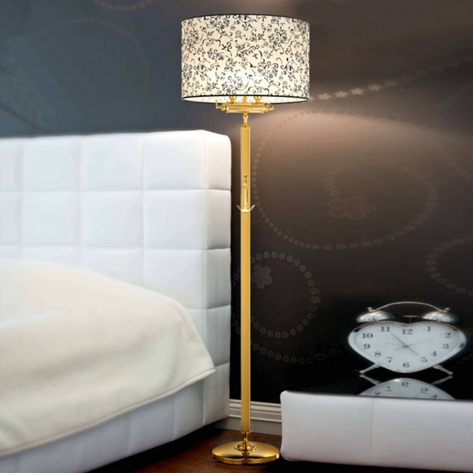 Stilfull golvlampa Laguna