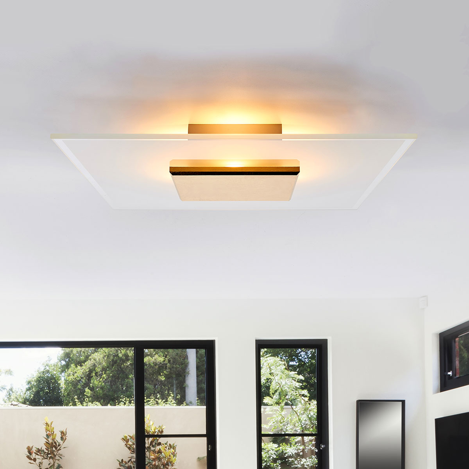 Högkvalitativ LED-taklampa Lole med glasskärm