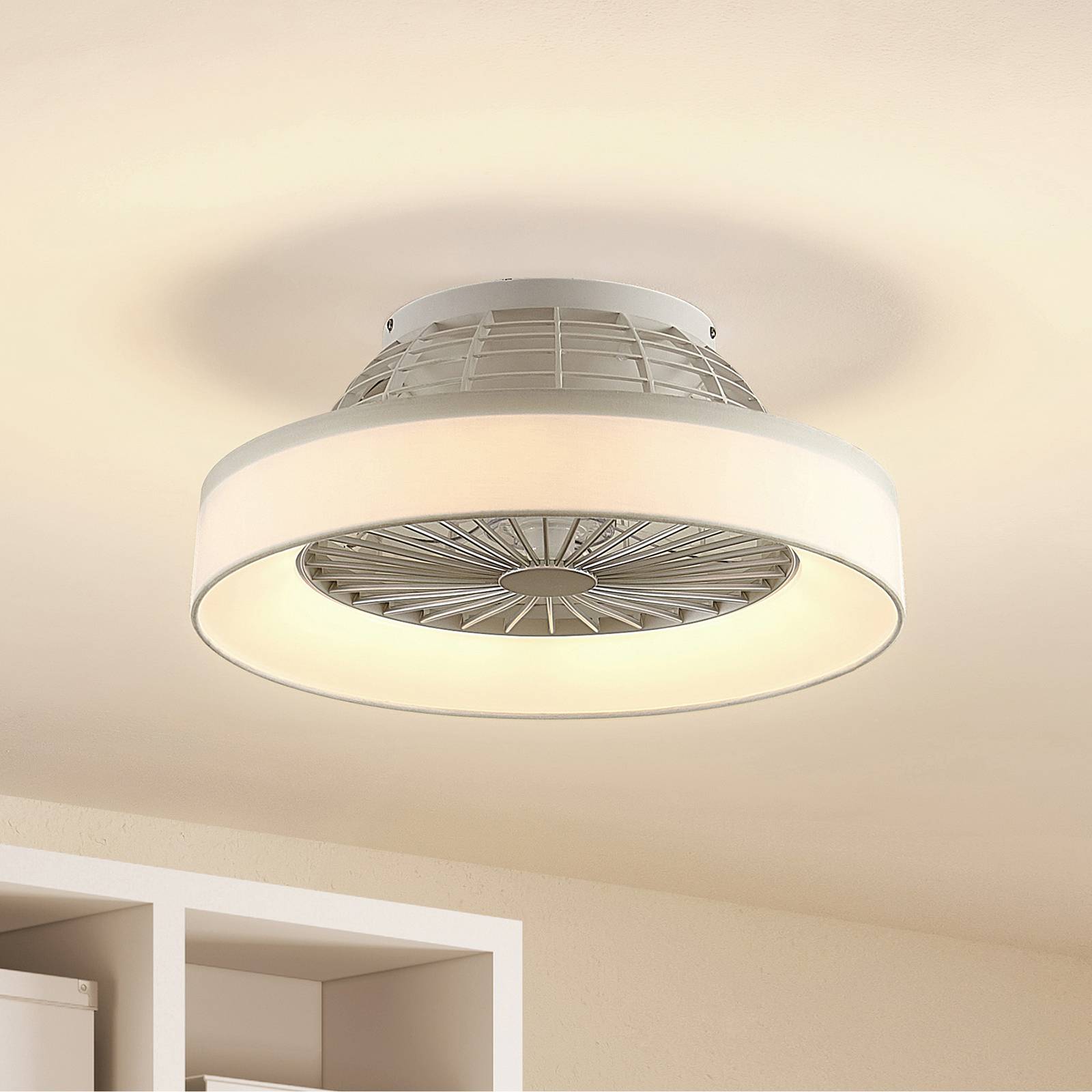 Starluna Circuma LED-takfläkt, vit